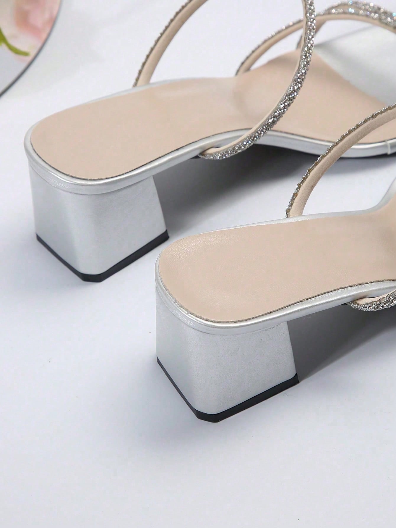 French Summer New Arrival High-End Crystal Thick Heel Shiny Slide Sandals, Comfortable Open Toe Slip-On Slippers, Fashionable Versatile Elegant
