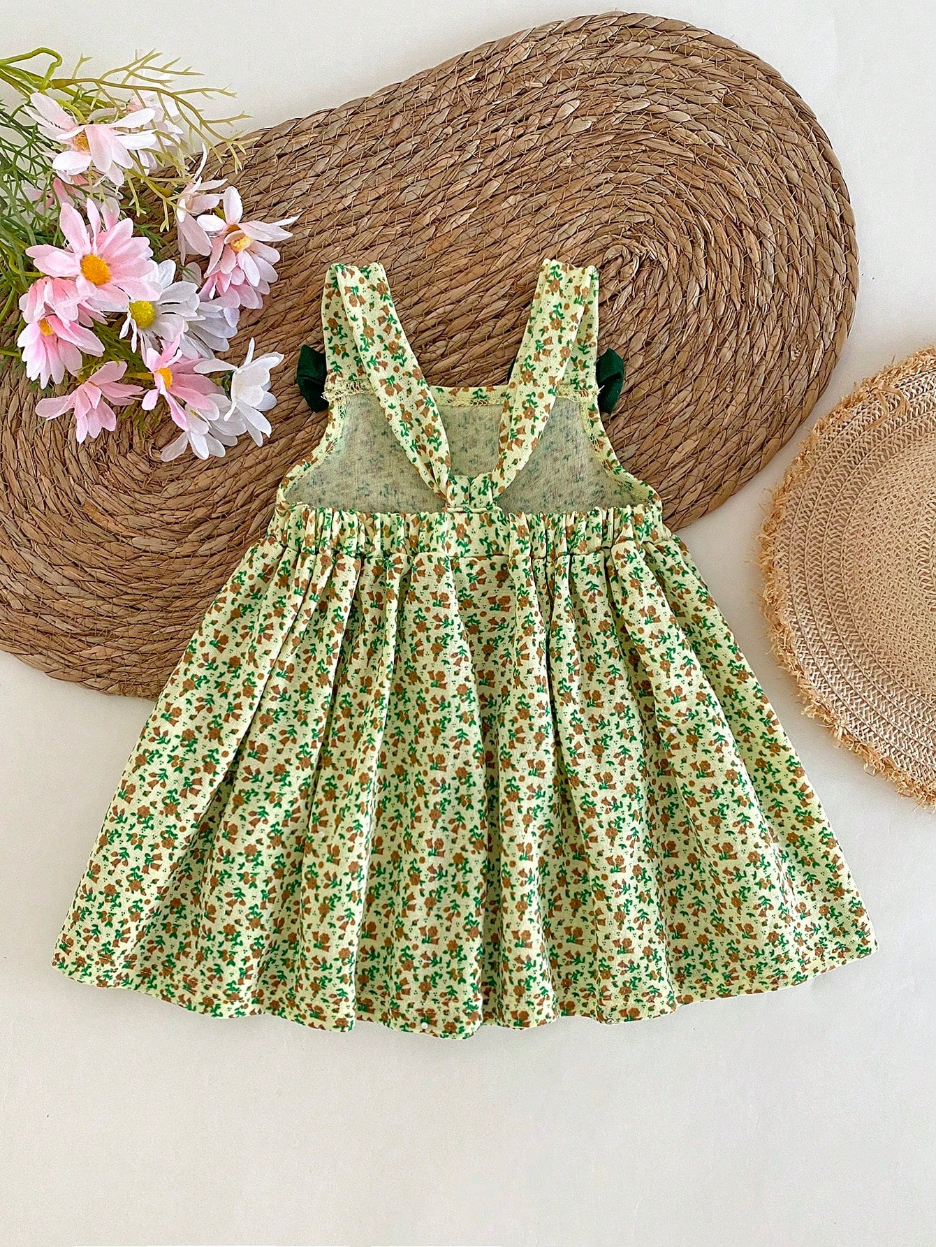 Girls' Light Yellow Floral Strap Dress, Green Bowknot Decor, Summer Baby Princess Dress