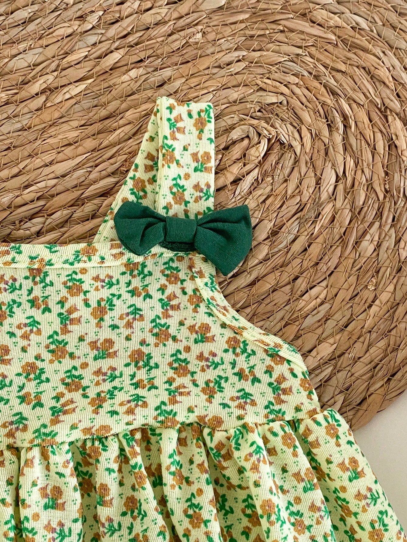 Girls' Light Yellow Floral Strap Dress, Green Bowknot Decor, Summer Baby Princess Dress