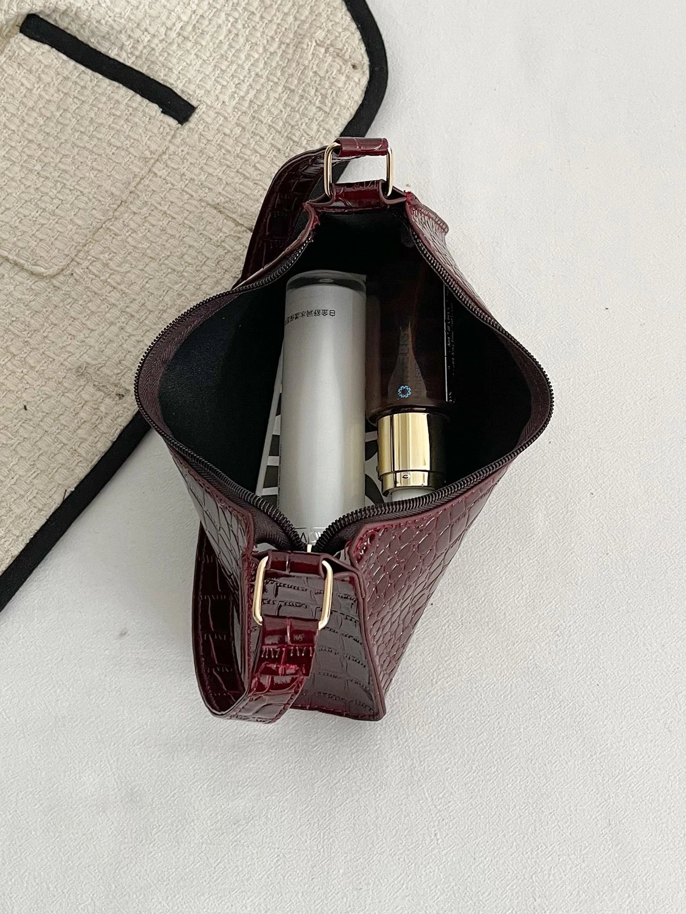 Glamorous, Elegant, Exquisite Vacation, Old Money Portable Minimalist Crocodile Embossed Bag For Teen Girls Women College Students, White-Collar Workers, Rookies & White-Collar Workers Perfect For Off