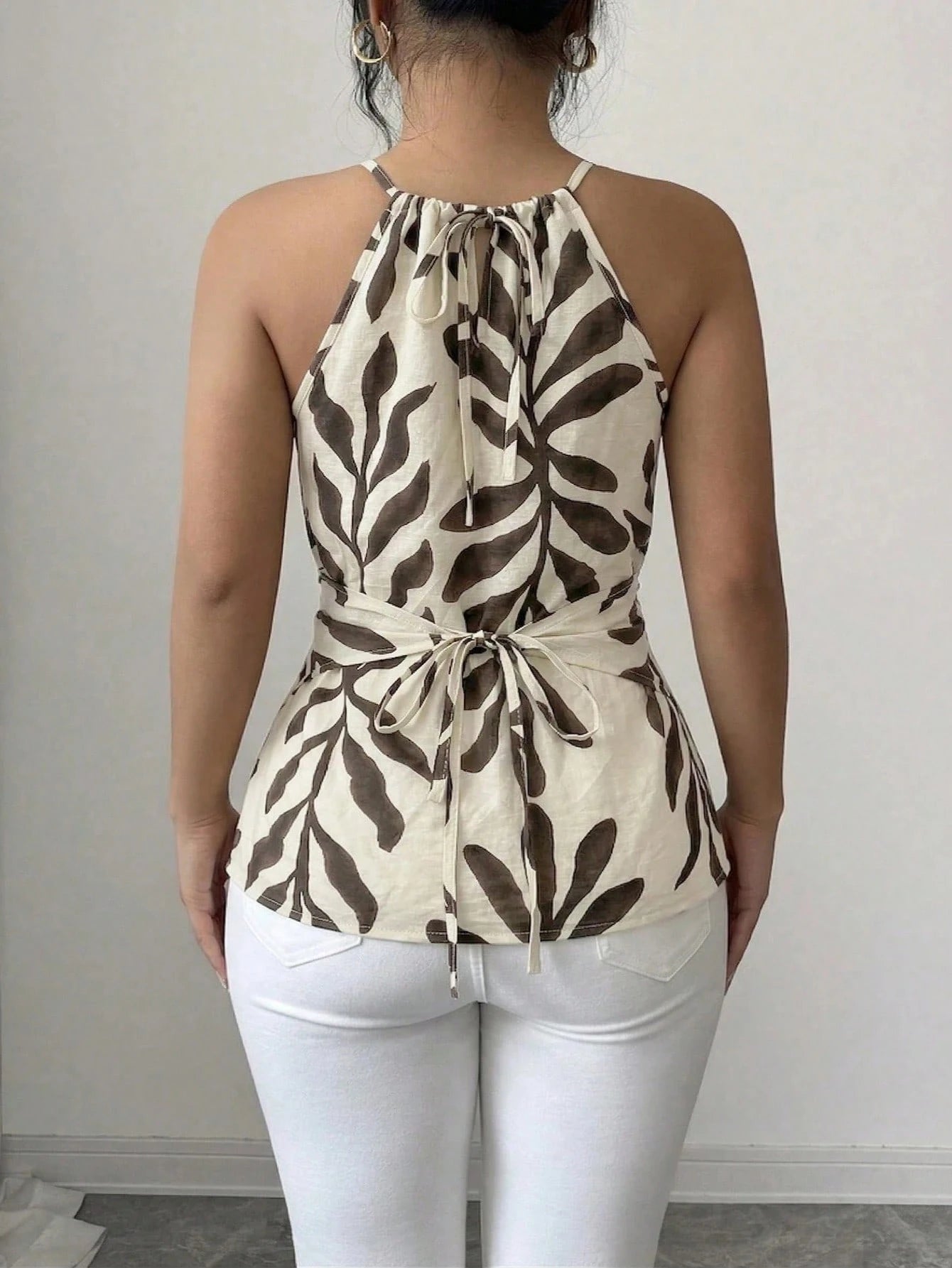 GlowEve CURVE Plus Size Women's Spring/Summer Elegant Commuter Casual Apricot Leaf Print Sleeveless Halter Neck Bow Tie Neckline Wooden Bead Decor Asymmetric Hem Waist Cross Tie Design Fitted Slimming