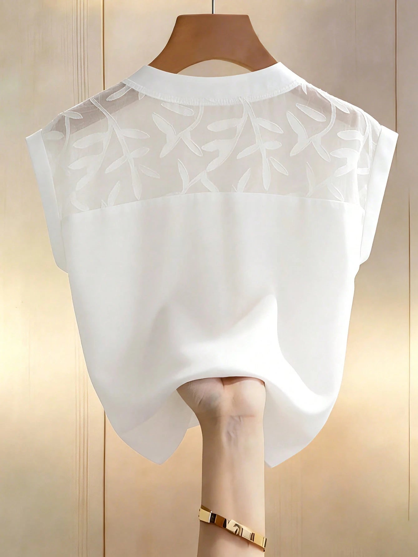 GlowEve Women's Elegant White Chiffon Blouse,Short Sleeve Button-Down V Neck Shirt For Summer Work,Office,Casual & Vacation Wear,Solid Sheer Shoulder Top