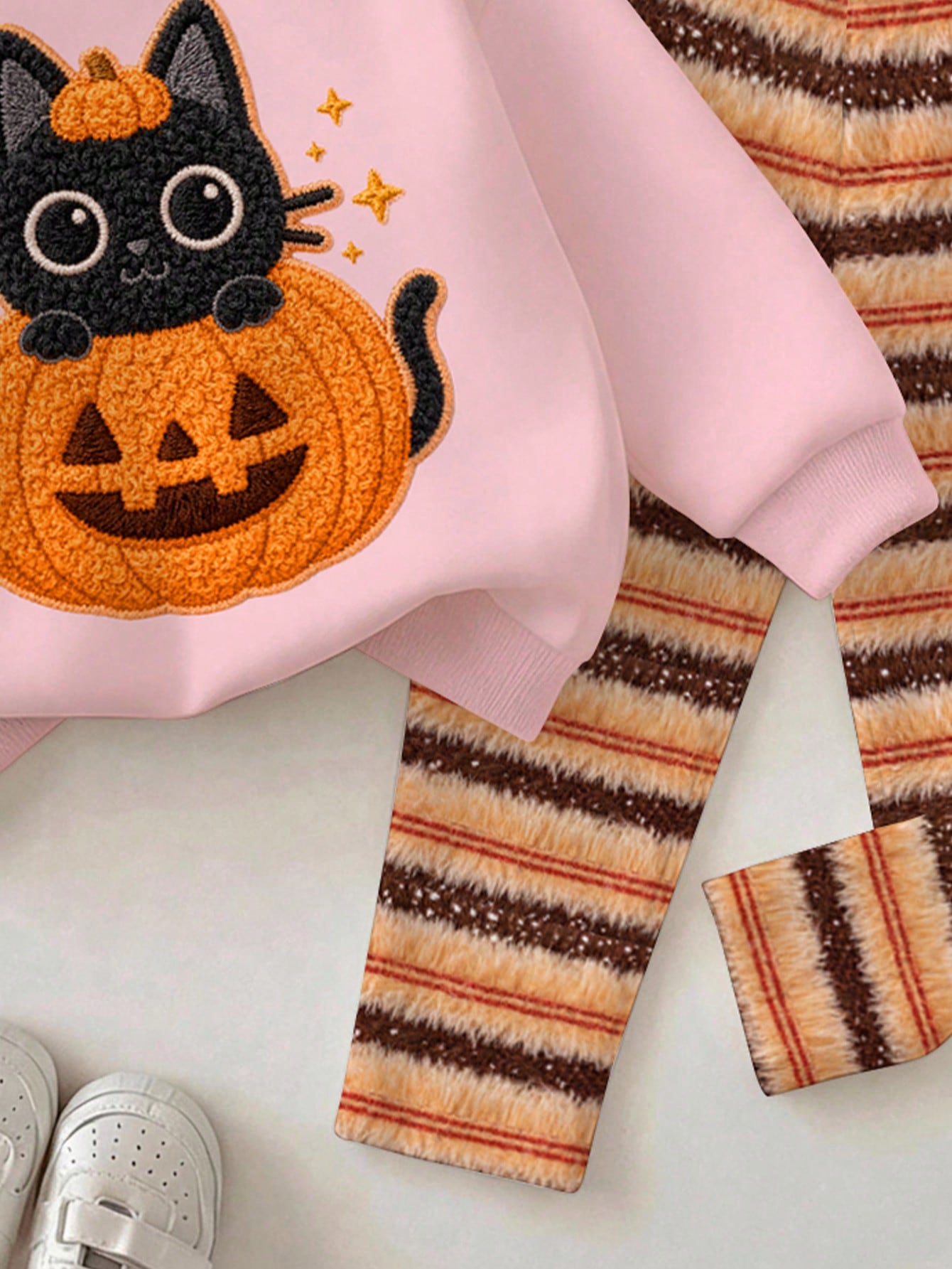 Halloween, Baby Girl Casual Minimalist Cute Textured Halloween Cartoon Pumpkin Cat Pattern, Pumpkin Color Striped, Loose Round Neck Sweatshirt Elastic Waist Long Pants Set Suitable For Autumn/Winter L