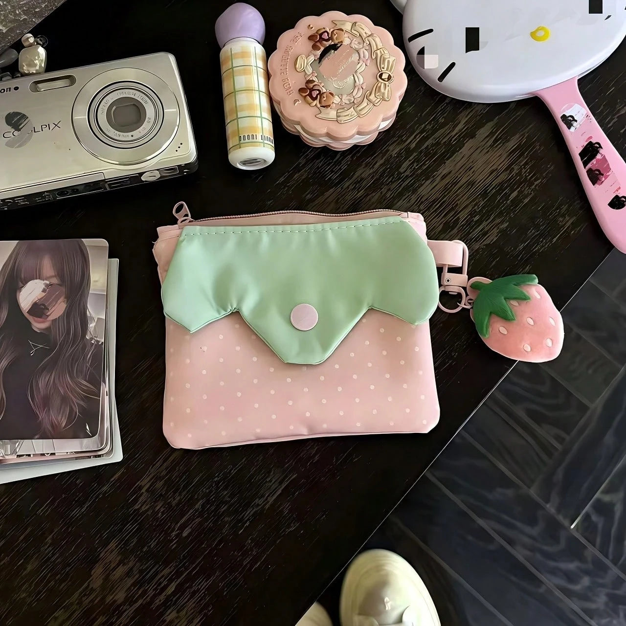 Highly Attractive Strawberry Coin Purse*1- New Cute Ins Style- Suitable For Daily Travel, Coin Storage, ID Holder, Coin Purse