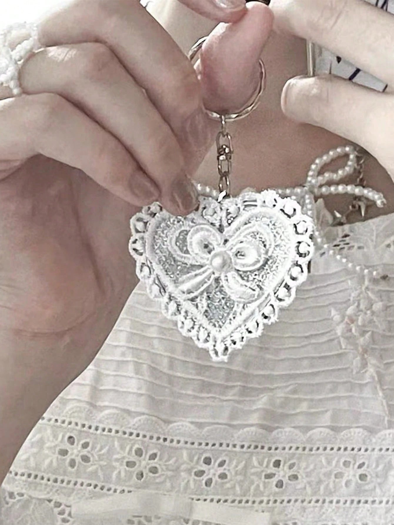 Lace Heart Bow Mirror Keychain, Vintage Y2K Cute Versatile Bag Charm, Y2K Cute Versatile Keychain, Bag Decoration, Keychain Accessory, Small Gift For Women, Birthday, Valentine's Day, Mother's Day, Co