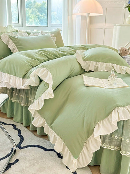 Light Green Girl Style White Ruffle Edge Minimalist Comfortable Soft Skin-Friendly Duvet Cover Set 3pcs (1*Duvet Cover + 2*Pillowcases, No Filling), Suitable For Bedroom Guest Room, Machine Washable