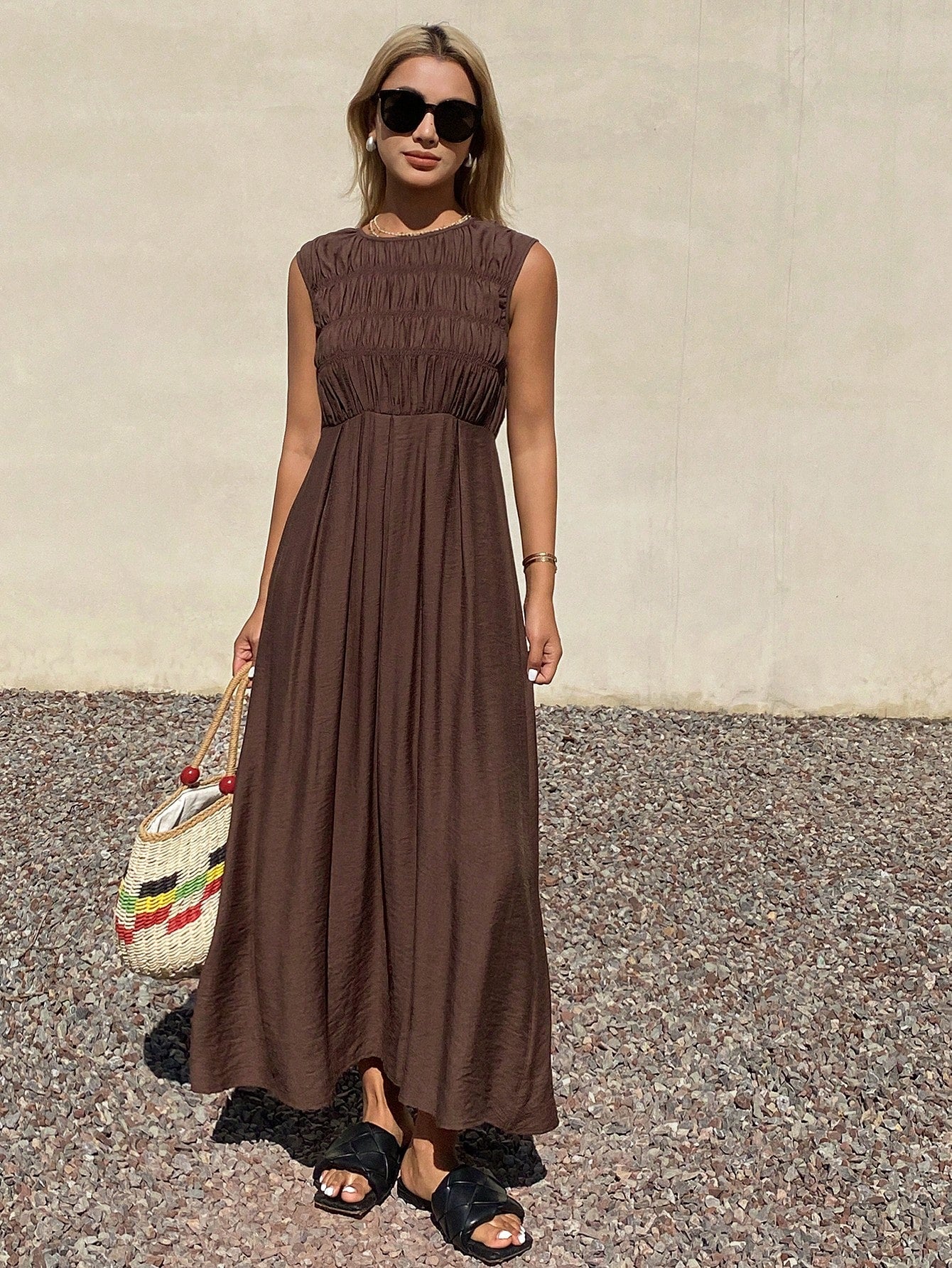 Livesso Summer Elegant Party Holiday Round Neck Sleeveless Waist-Cinching Solid Color Women's Midi Dress