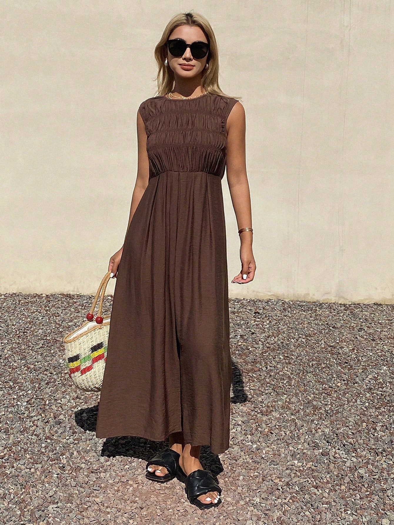 Livesso Summer Elegant Party Holiday Round Neck Sleeveless Waist-Cinching Solid Color Women's Midi Dress