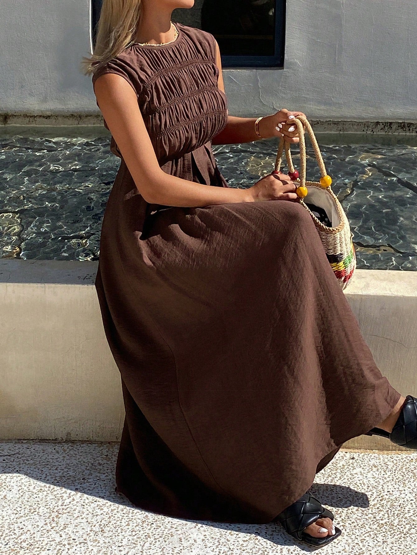 Livesso Summer Elegant Party Holiday Round Neck Sleeveless Waist-Cinching Solid Color Women's Midi Dress