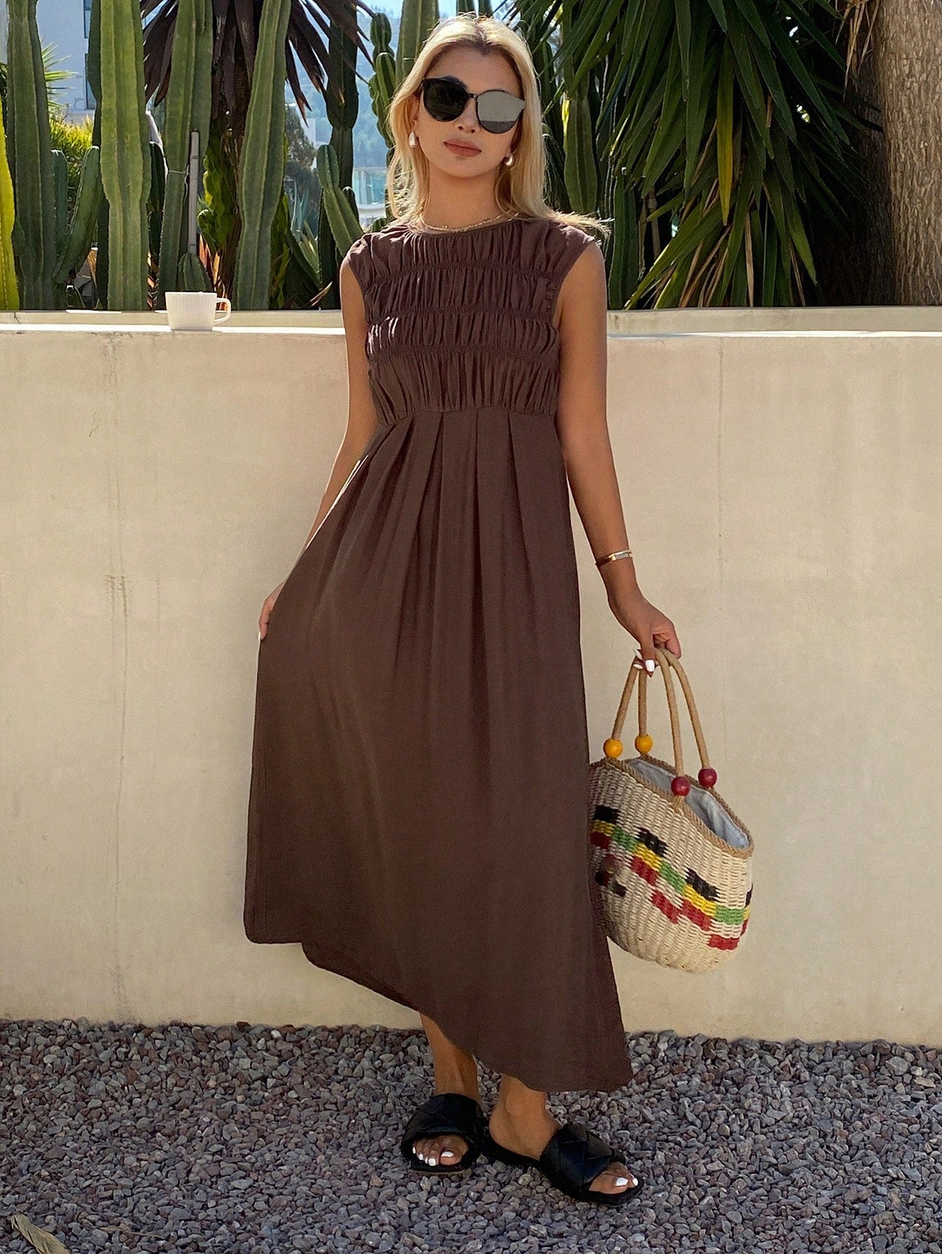 Livesso Summer Elegant Party Holiday Round Neck Sleeveless Waist-Cinching Solid Color Women's Midi Dress