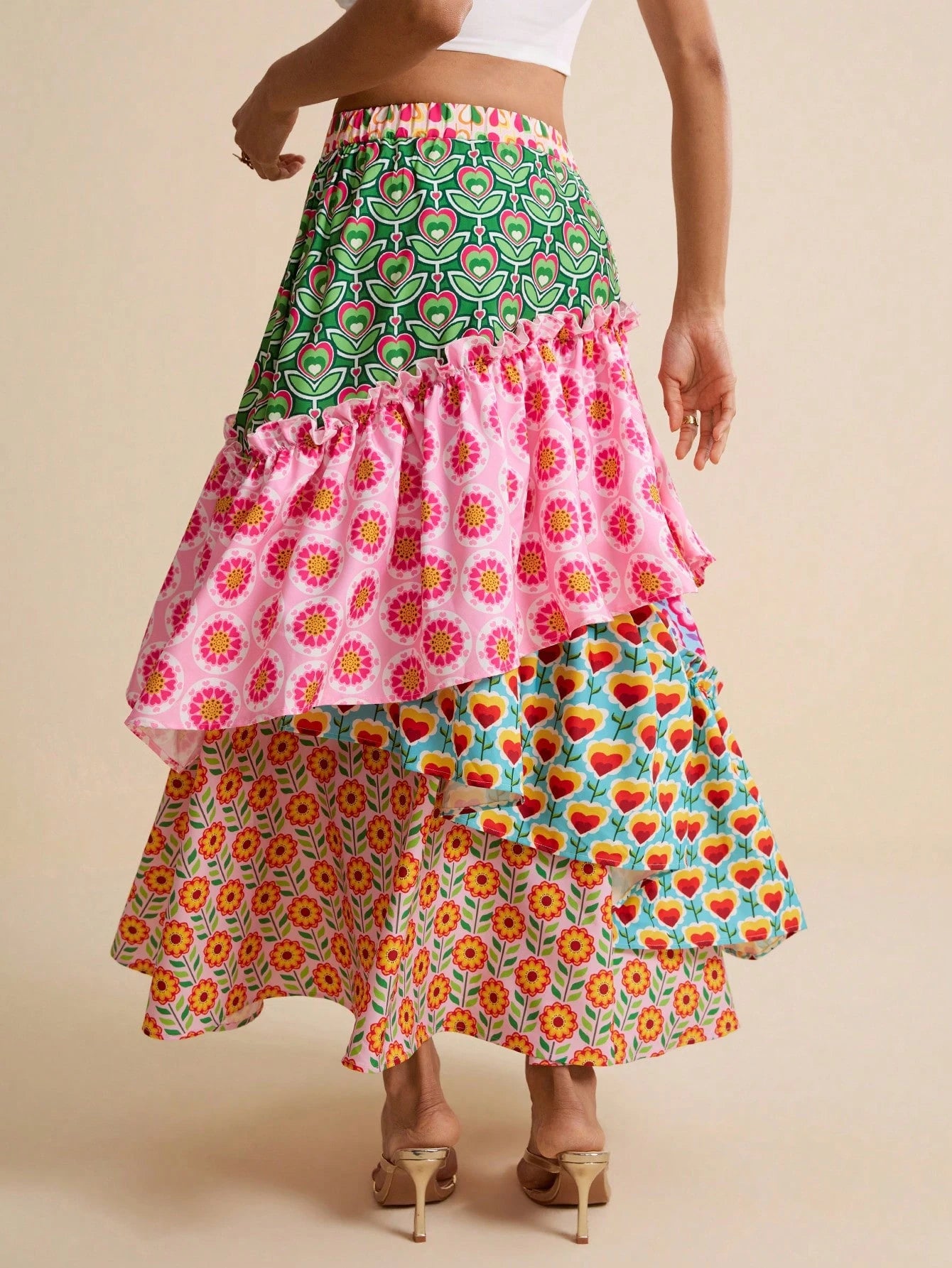 LOTSLUV Women's Pink Floral Floral Patchwork Tiered A-Line Skirt,Summer Casual Party Beach Vacation Holiday Elegant Asymmetric Hippie Boho Floral Print Skirts