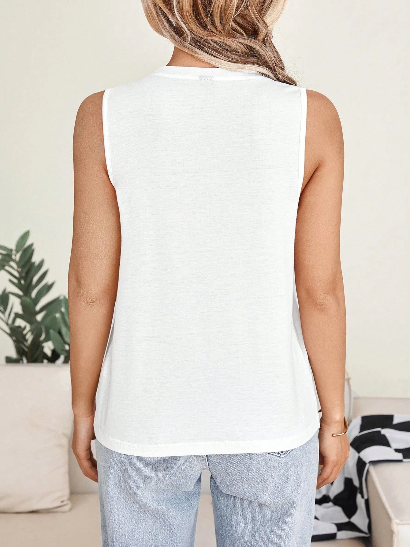 LUNE Casual Minimalist Solid Color Versatile Regular Sleeveless Thick Strap Tank Top For Women, Suitable For Summer,Casual