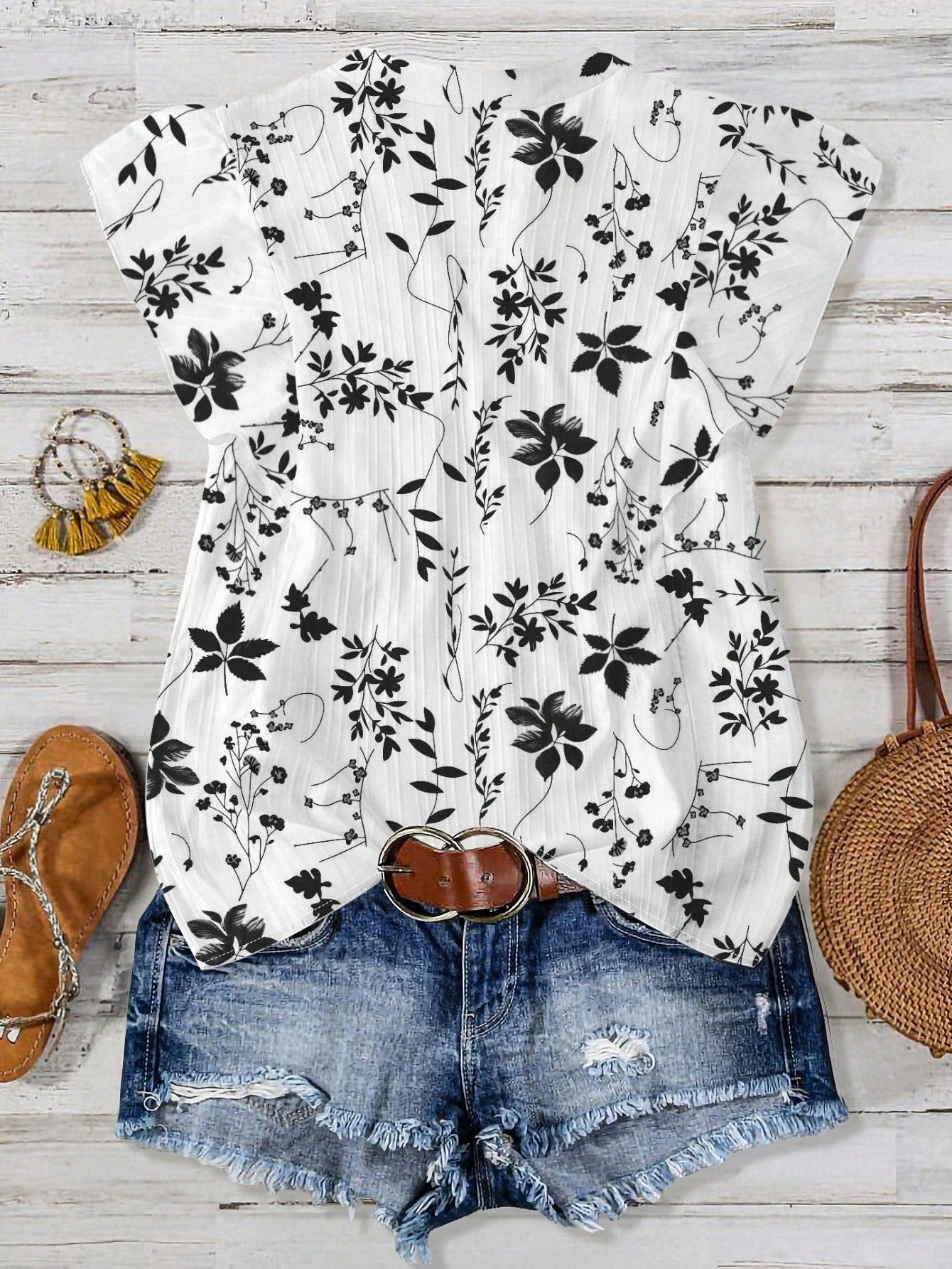 LUNE CURVE Plus Size Women Plant Print Cap Sleeve Shirt