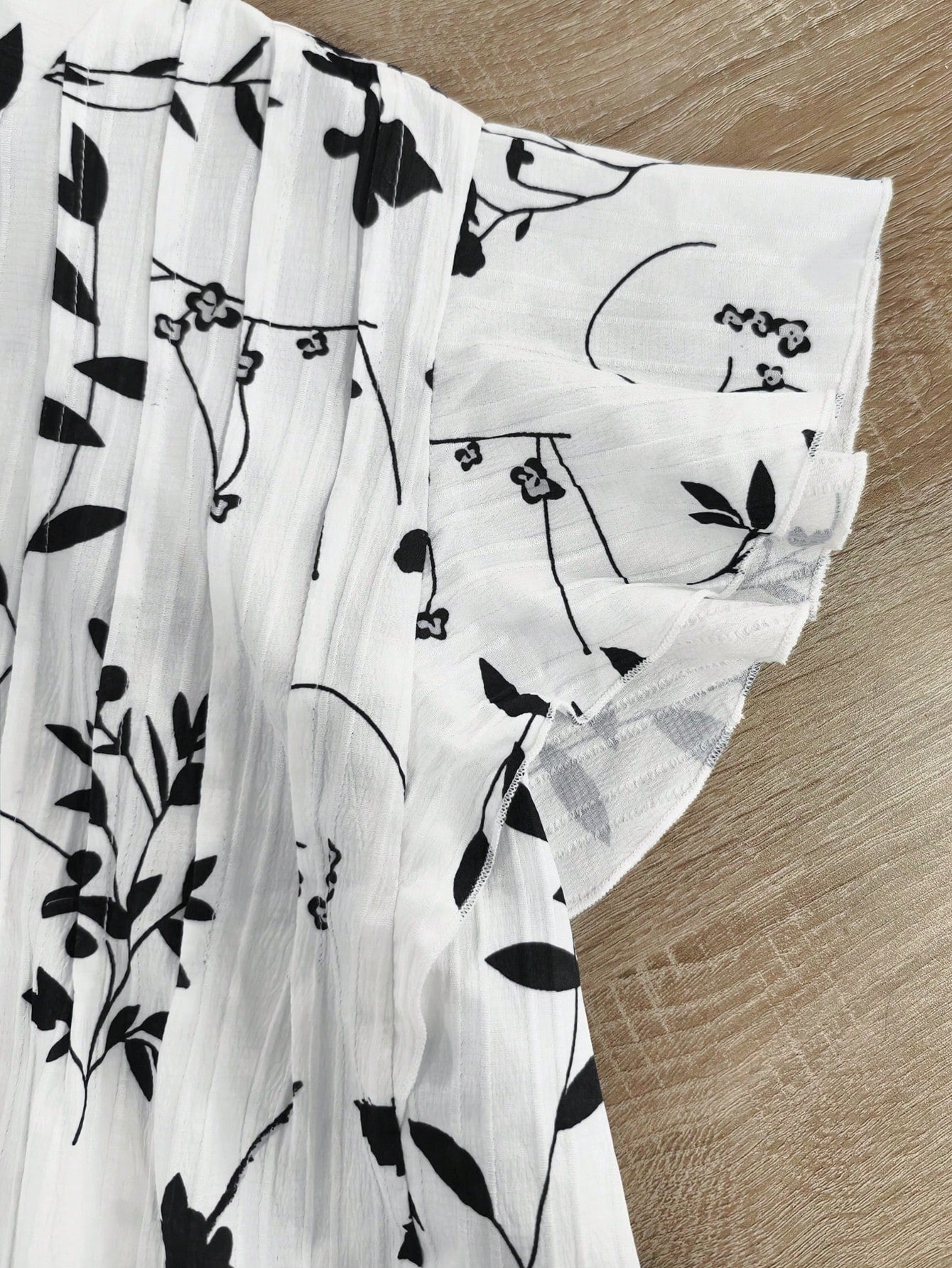 LUNE CURVE Plus Size Women Plant Print Cap Sleeve Shirt
