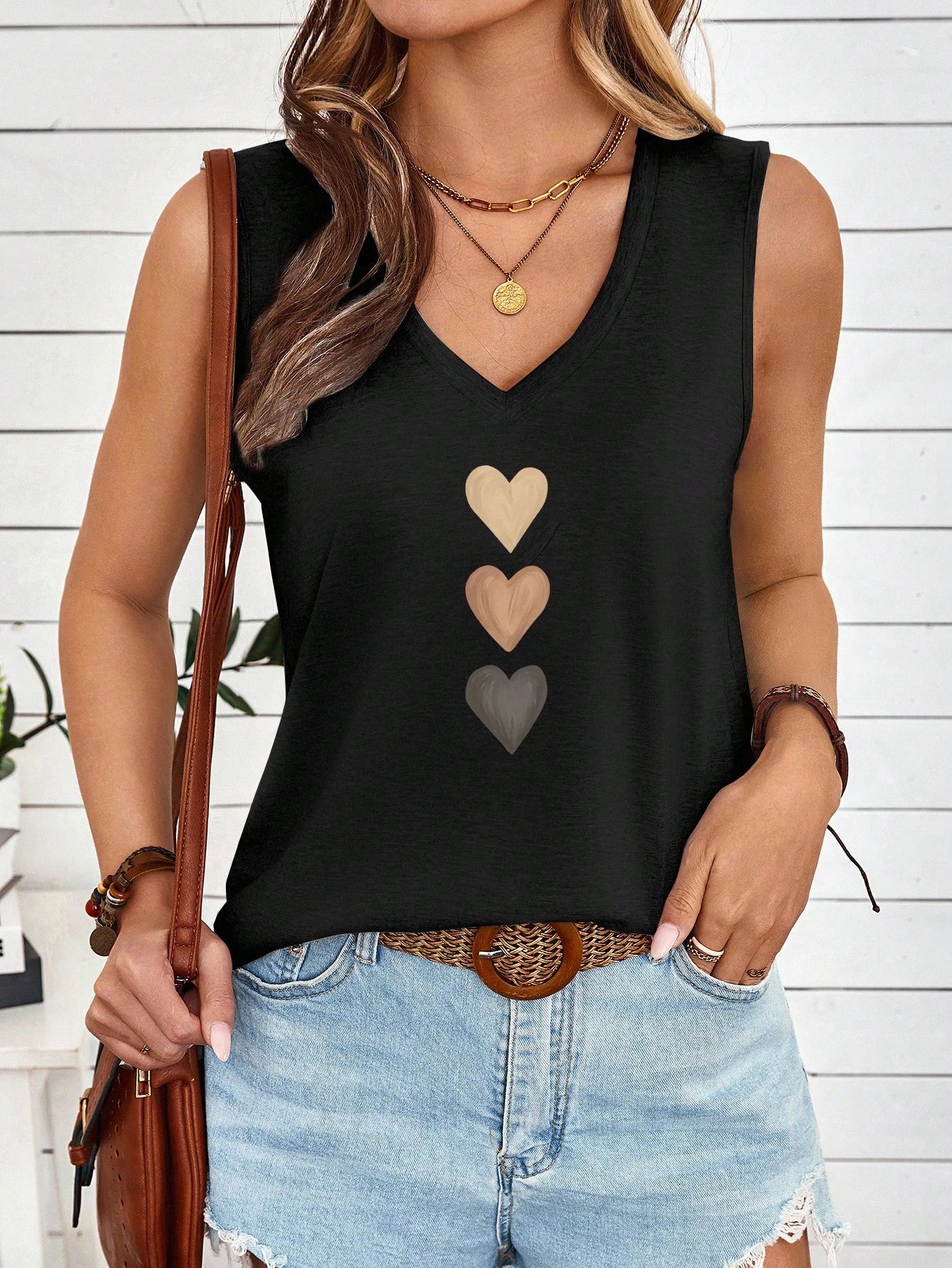 LUNE Plus Size Women's Simple Versatile Triple Color Heart-Shaped V-Neck Tank Top, Suitable For Summer