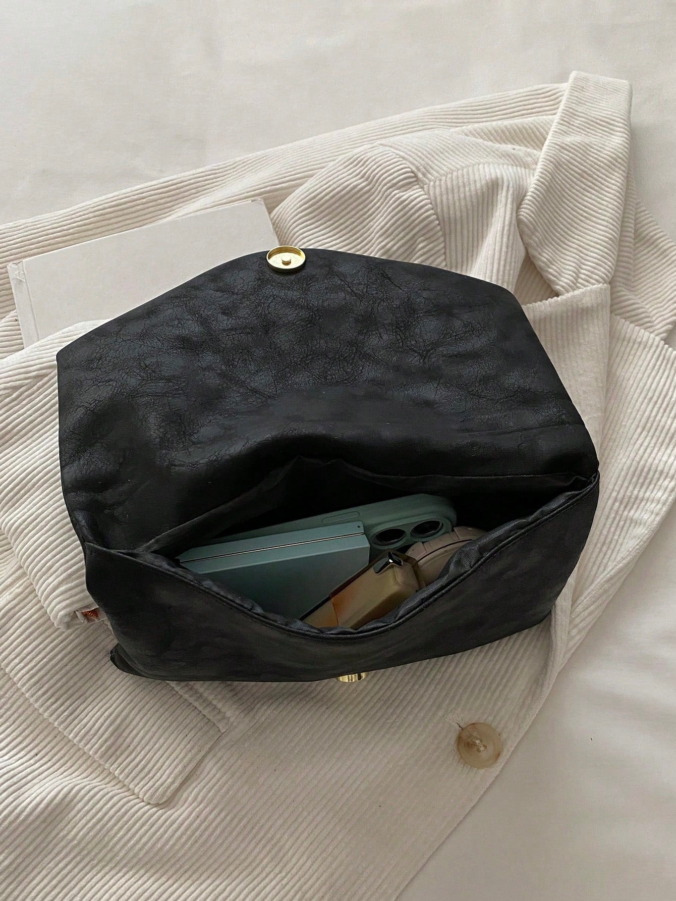 Luxury Black Flap Clutch Bag For Women With Metal Handle, High-End Evening Bag, Fashion Wrist Bag, PU Material