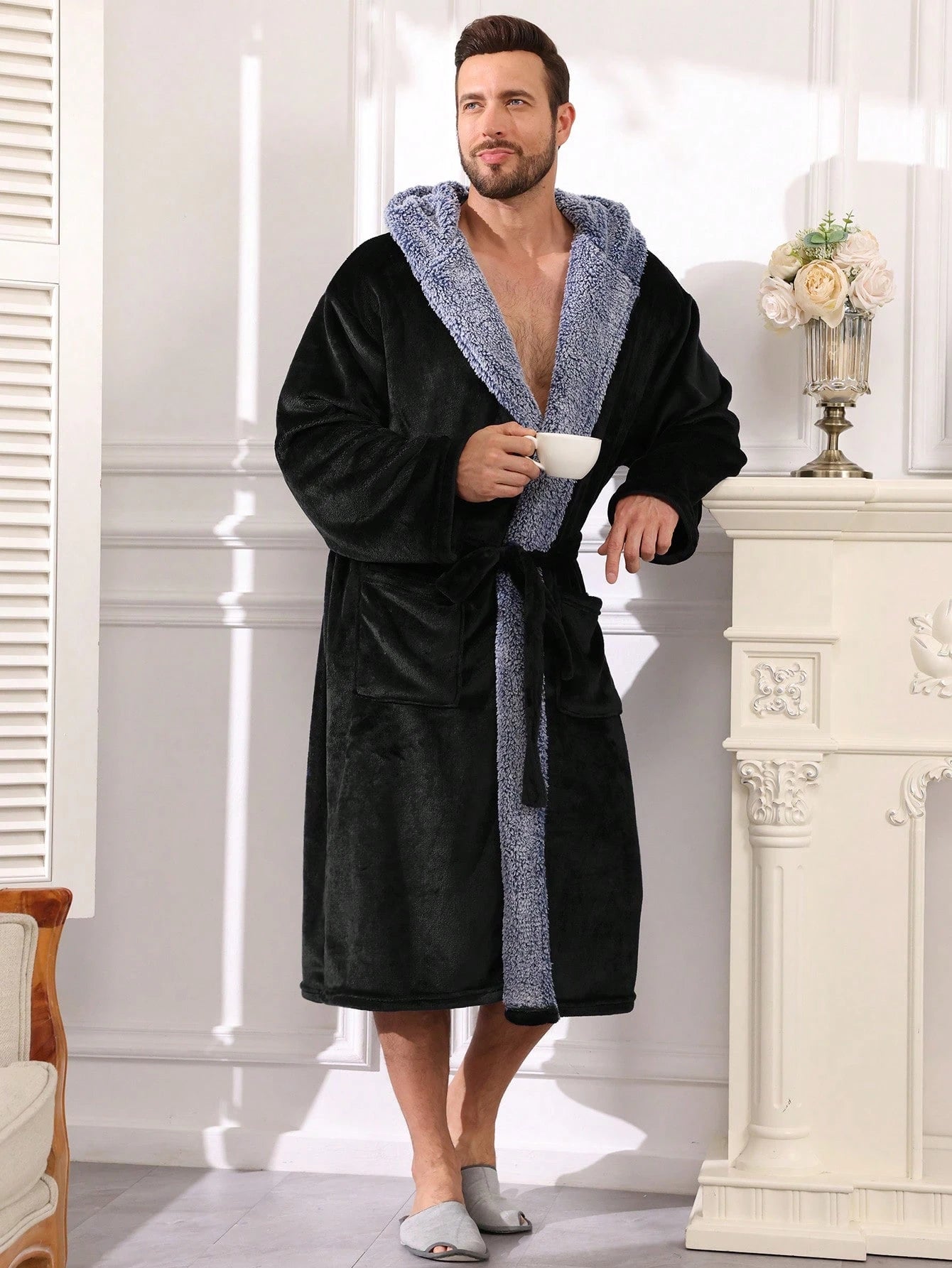 Men's Hooded Fleece Robe Plush Flannel Bathrobe With Pockets Winter Loungewear/Sleepwear