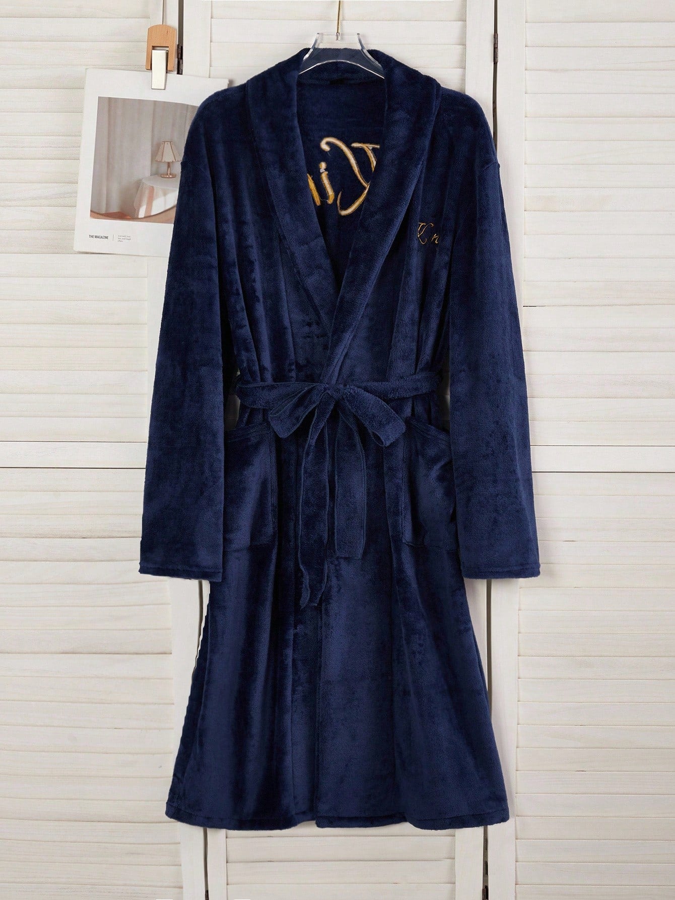Men's Plush Flannel Bathrobe,Luxury Navy Blue Winter Robe With Embroidered King Text,Casual Home Lounge Long Sleeve Shawl Collar Drop Shoulder Robe