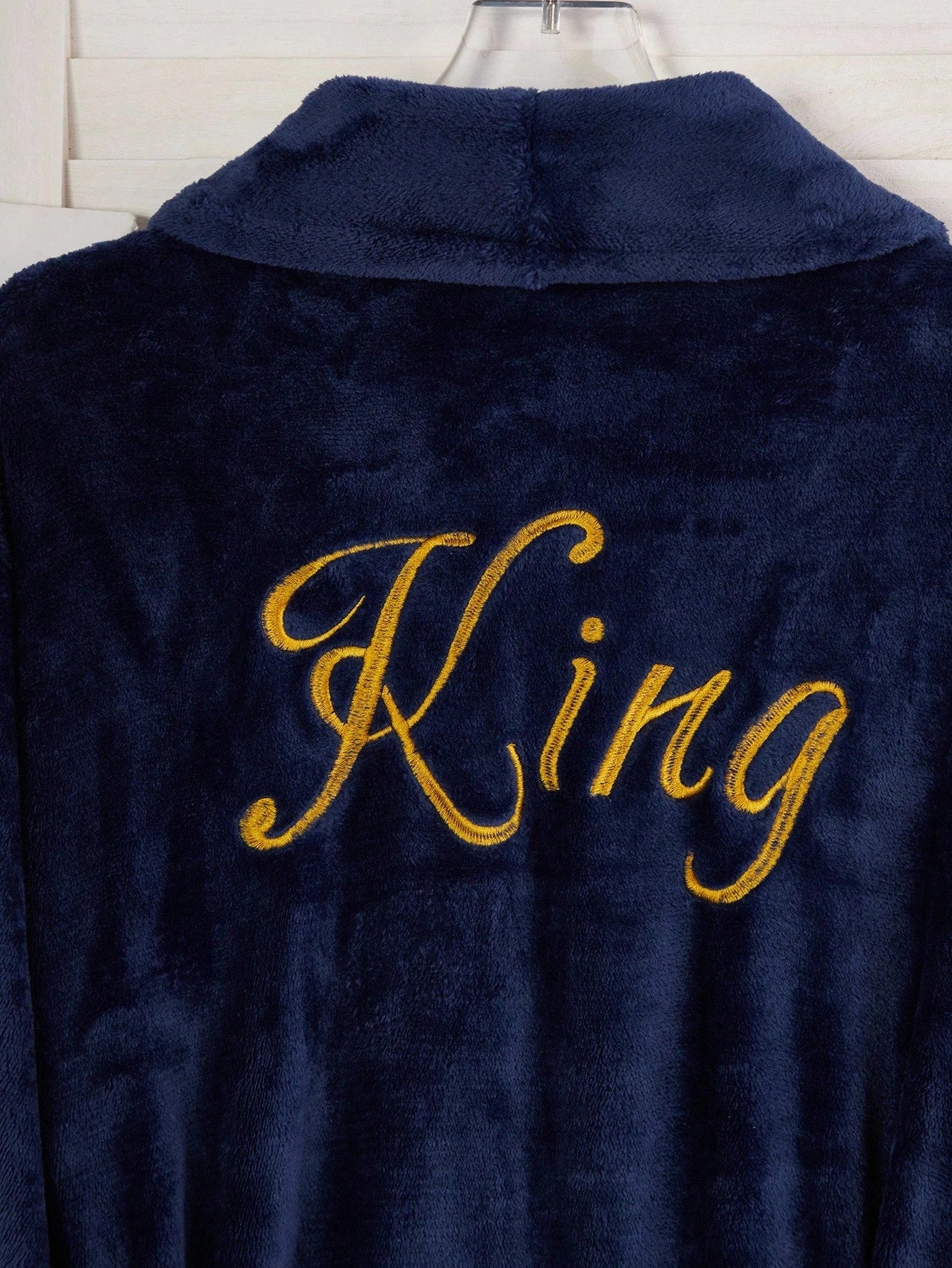 Men's Plush Flannel Bathrobe,Luxury Navy Blue Winter Robe With Embroidered King Text,Casual Home Lounge Long Sleeve Shawl Collar Drop Shoulder Robe