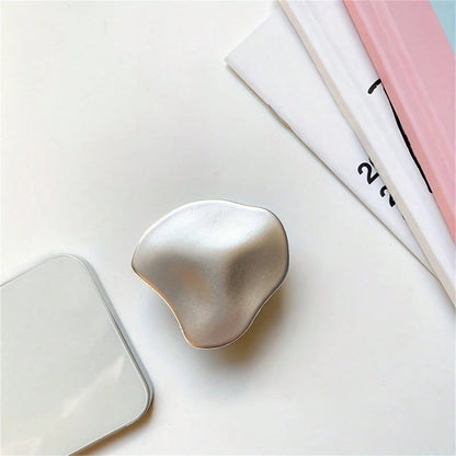 Metallic Fashion Push-Pull Phone Stand, Adhesive Design, Supports Telescopic Folding; Can Firmly Grip Phone, Also Stably Support And Place, Compatible With Most Phone Models. Combines Aesthetics And P