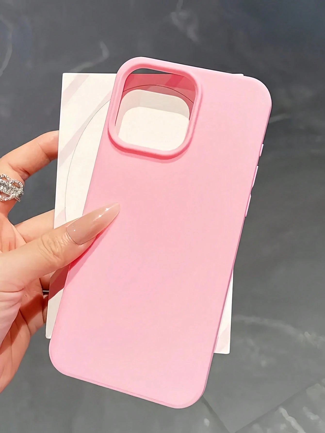 Minimalist Black Solid Color Basic 1pc Black Matte Simple Large Hole Lens Protection Anti-Drop Phone Case, Personalized Compatible With IPhone 16 Pro Max, 17/16/15/14 Plus, 13/12/11 Protective Cover S
