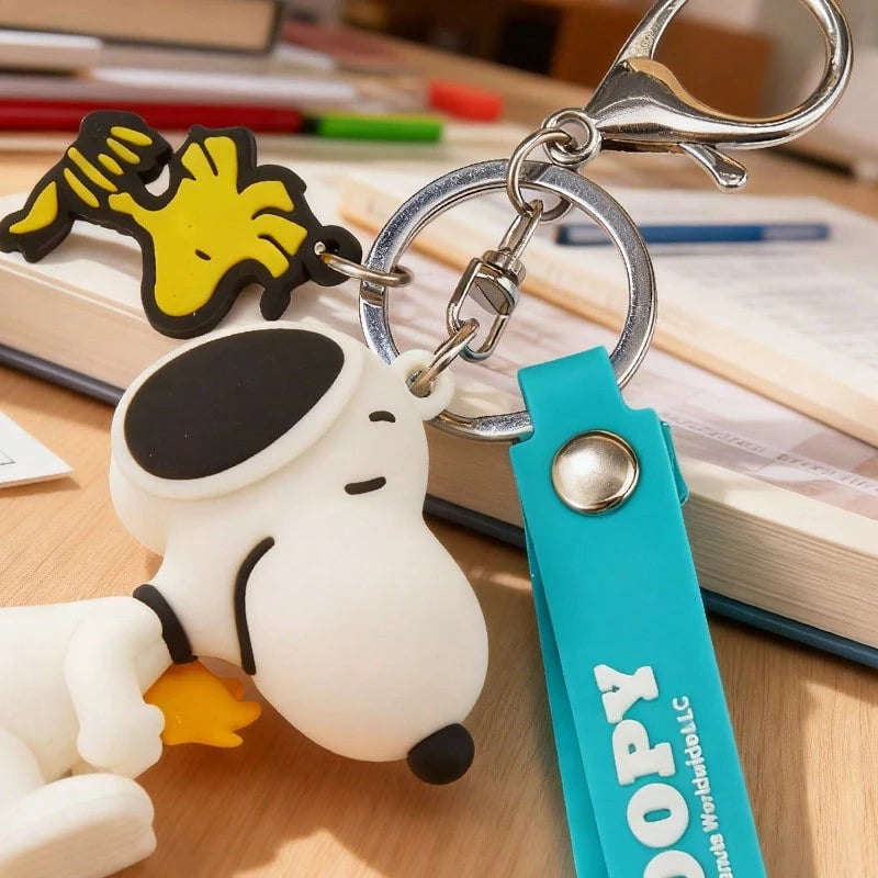 Miniso Snoopy Summer Travel Themed 3D Pendant Walking & Sitting Posture, Cute And Healing Design,Compact And Exquisite Shape,Easy To Hang And Carry, Great For Daily Matching And Collection, Excellent