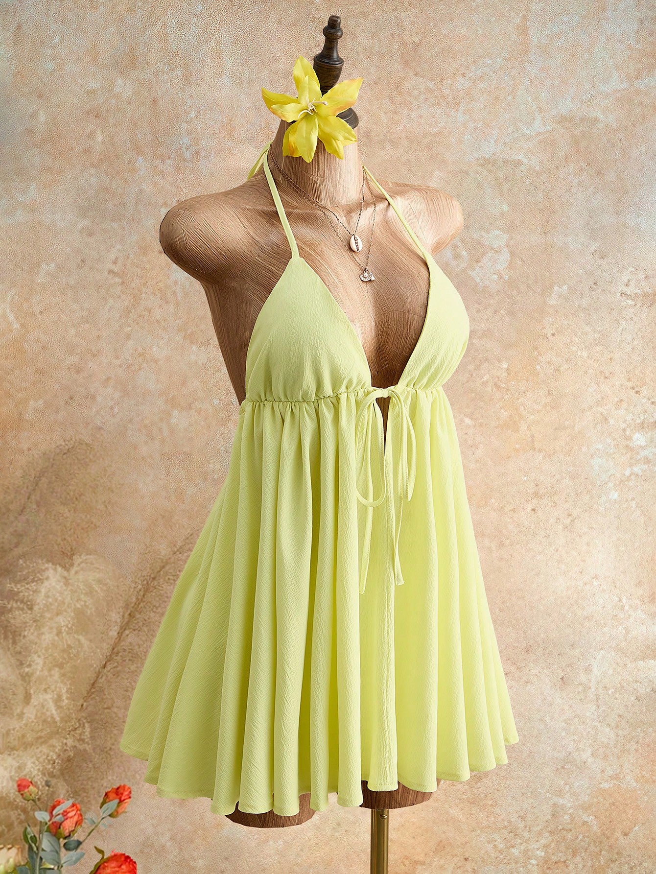 Mistrie Summer Beach Vacation New Textured Light Yellow Spaghetti Strap Puff Dress, Sexy Open Back Umbrella Mini Dress Dress For Women