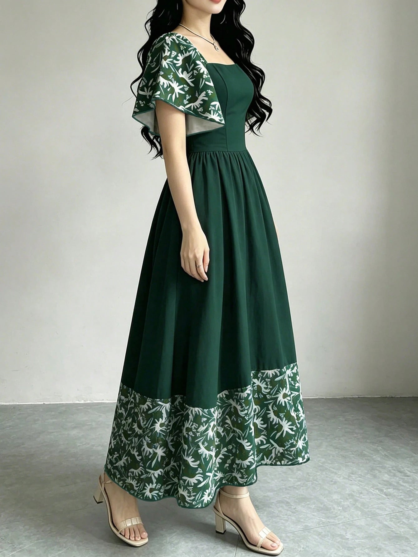Modelyn Daisy Print Green Shore Women's Floral Dress, Women's Fashion Square Neck Cap Sleeve Dress, Hem Patchwork Ruffle Design, Summer Vacation Style Dress