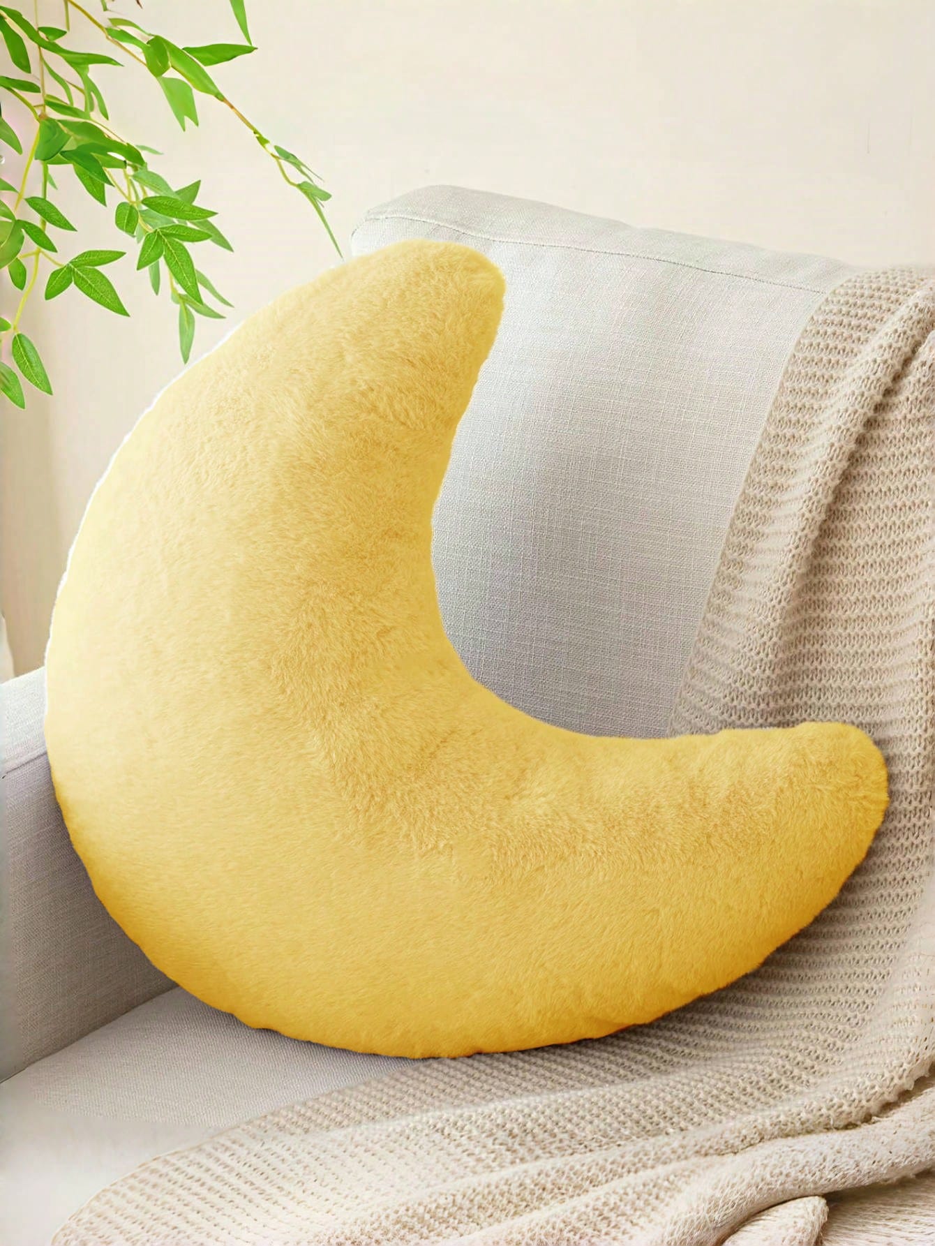 Moon Pillow, Decorative Throw Pillows With Soft Faux Rabbit For Bed Couch, Moon Shaped Pillows Plush Floor Cushions Room Decor Pillow For Sofa Bedroom Living Room, Gifts For Family And Friends