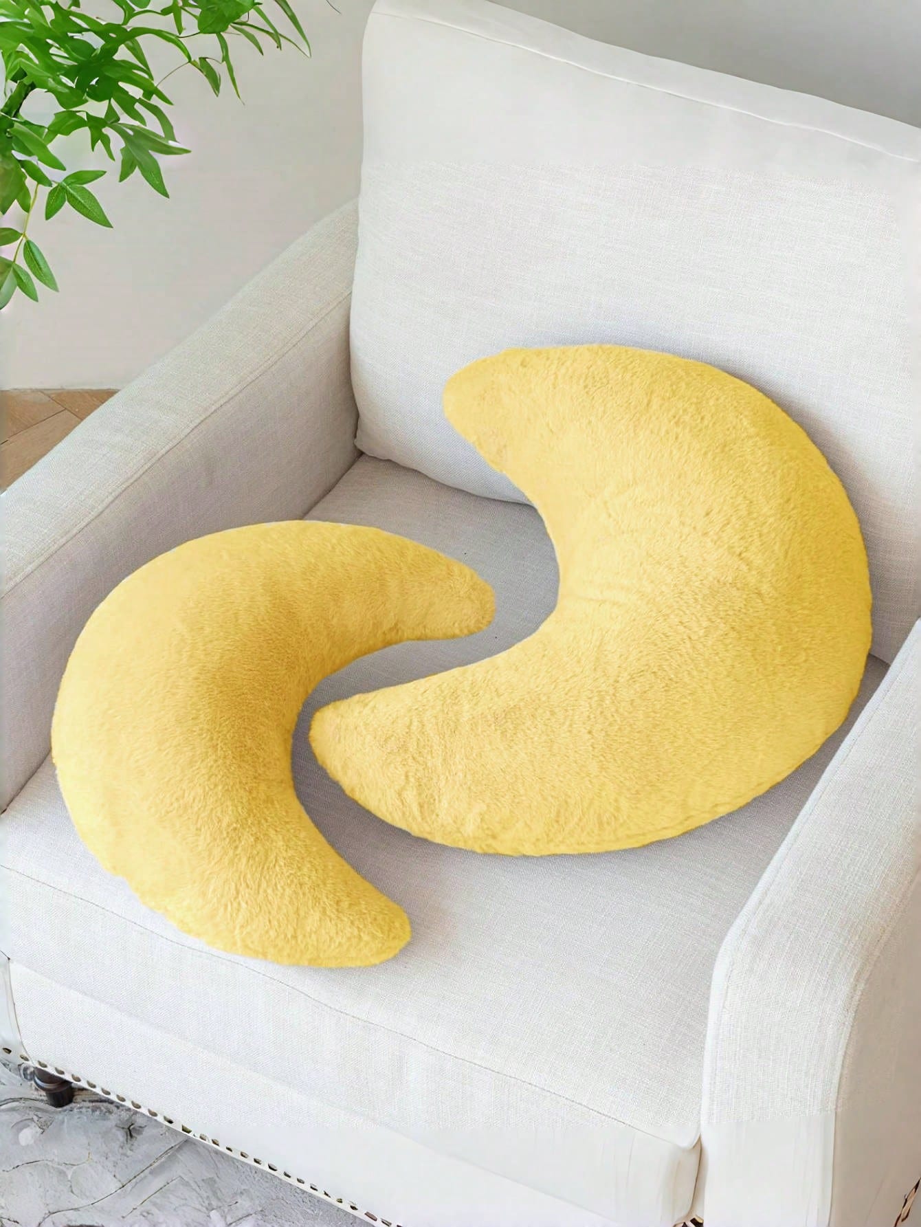 Moon Pillow, Decorative Throw Pillows With Soft Faux Rabbit For Bed Couch, Moon Shaped Pillows Plush Floor Cushions Room Decor Pillow For Sofa Bedroom Living Room, Gifts For Family And Friends