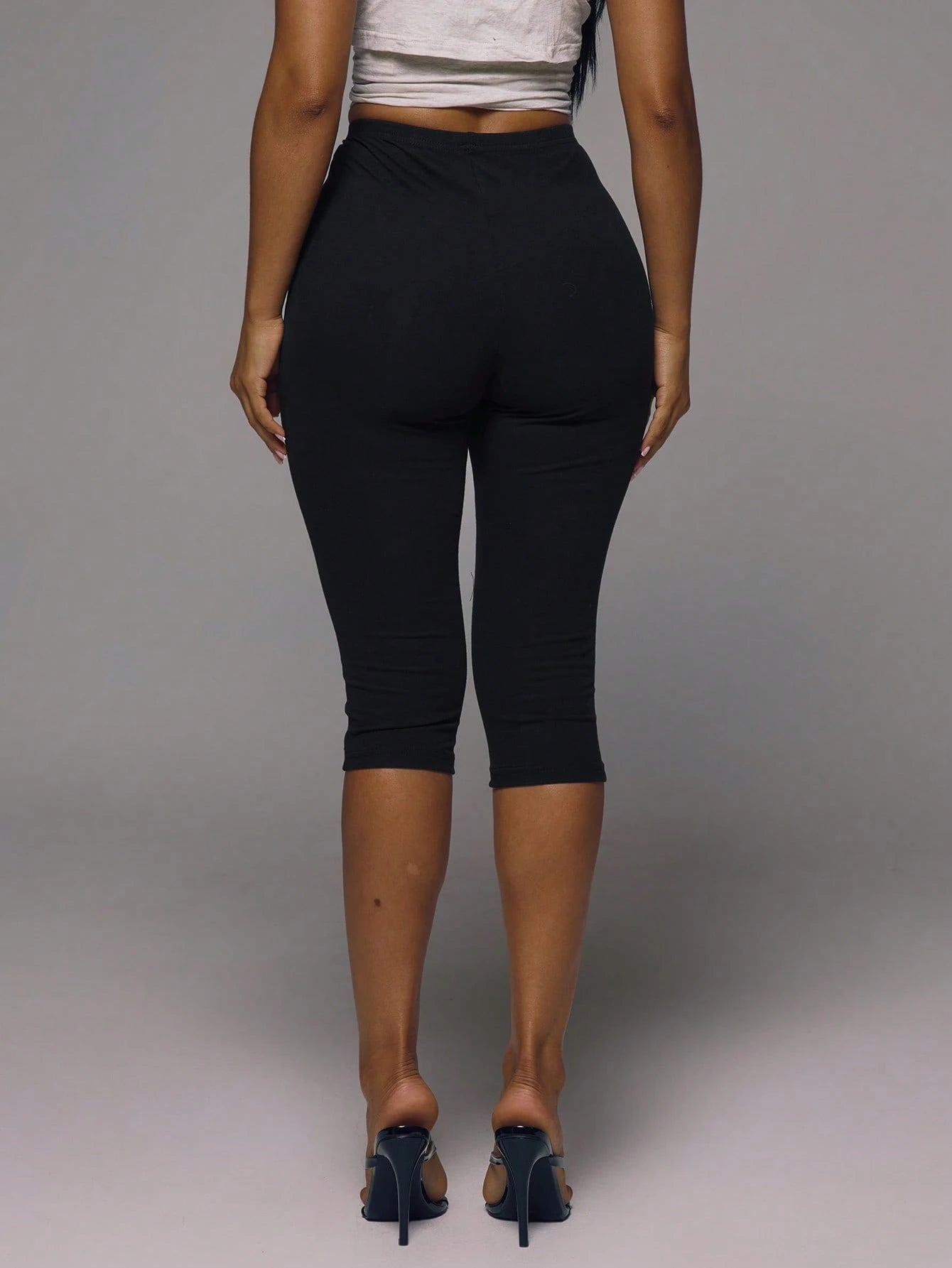 MUSERA ESSENTIALS Cotton Blended Fitted Capri Pants Leggings Spring Summer Holiday Everyday Cute Daily Basics Simple