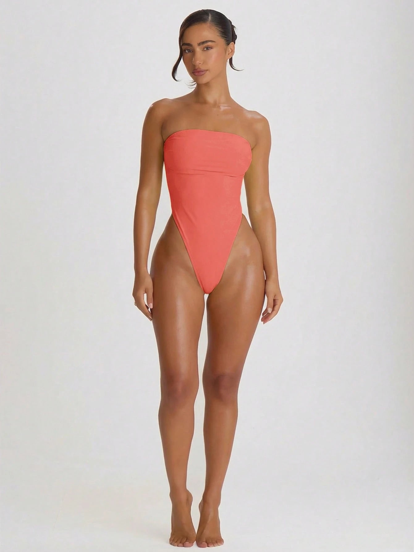 Musera Resort High Leg Bandeau Cut Out Back Swimsuit Bathing Suits Swim Vacation Holiday Summer Travel Beachwear Basics Solid Colour Swimwear Resort Core