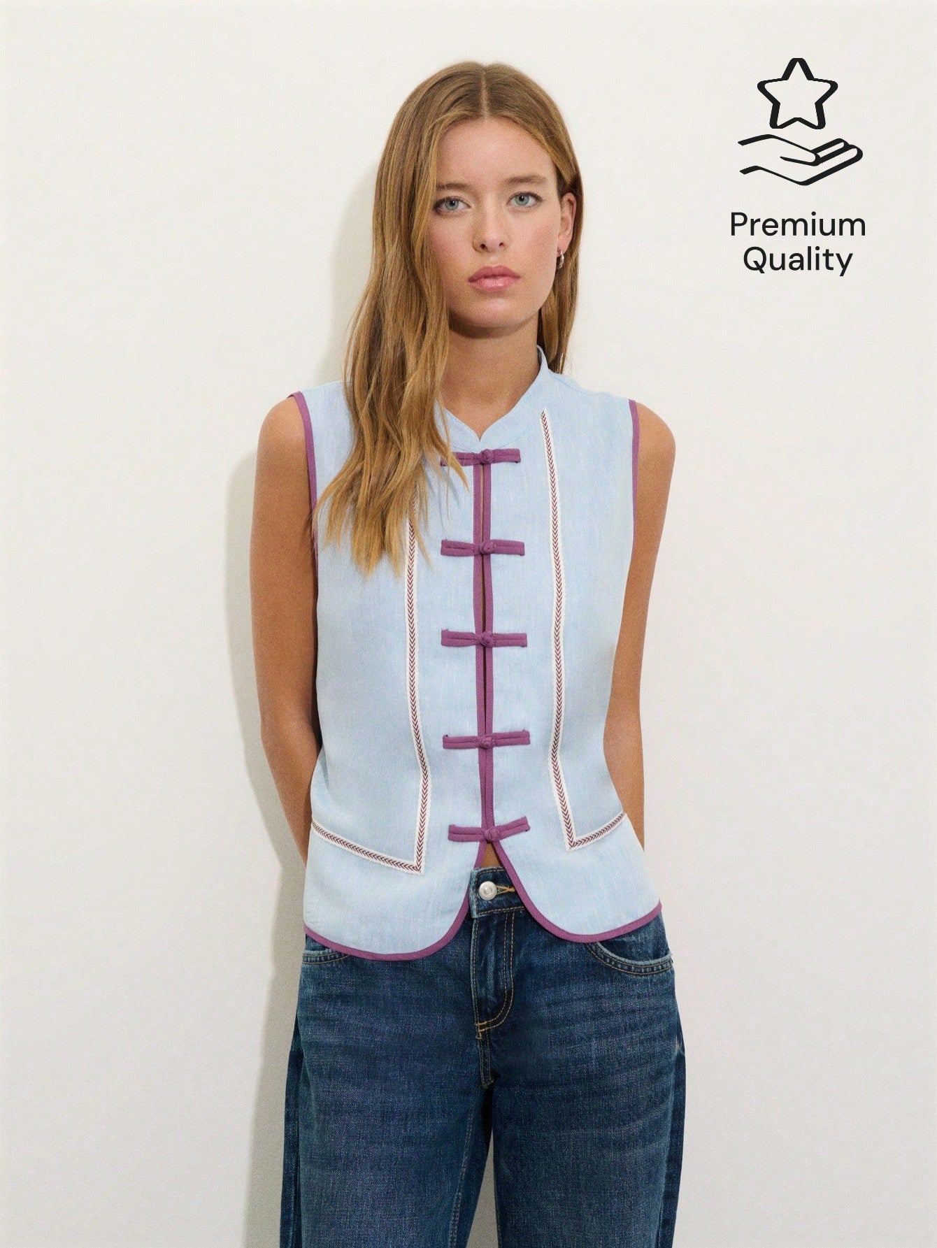 Nöista Chambray Sleeveless Frog Button Top, Perfect For Summer, Fall, Casual And Vacation Looks.