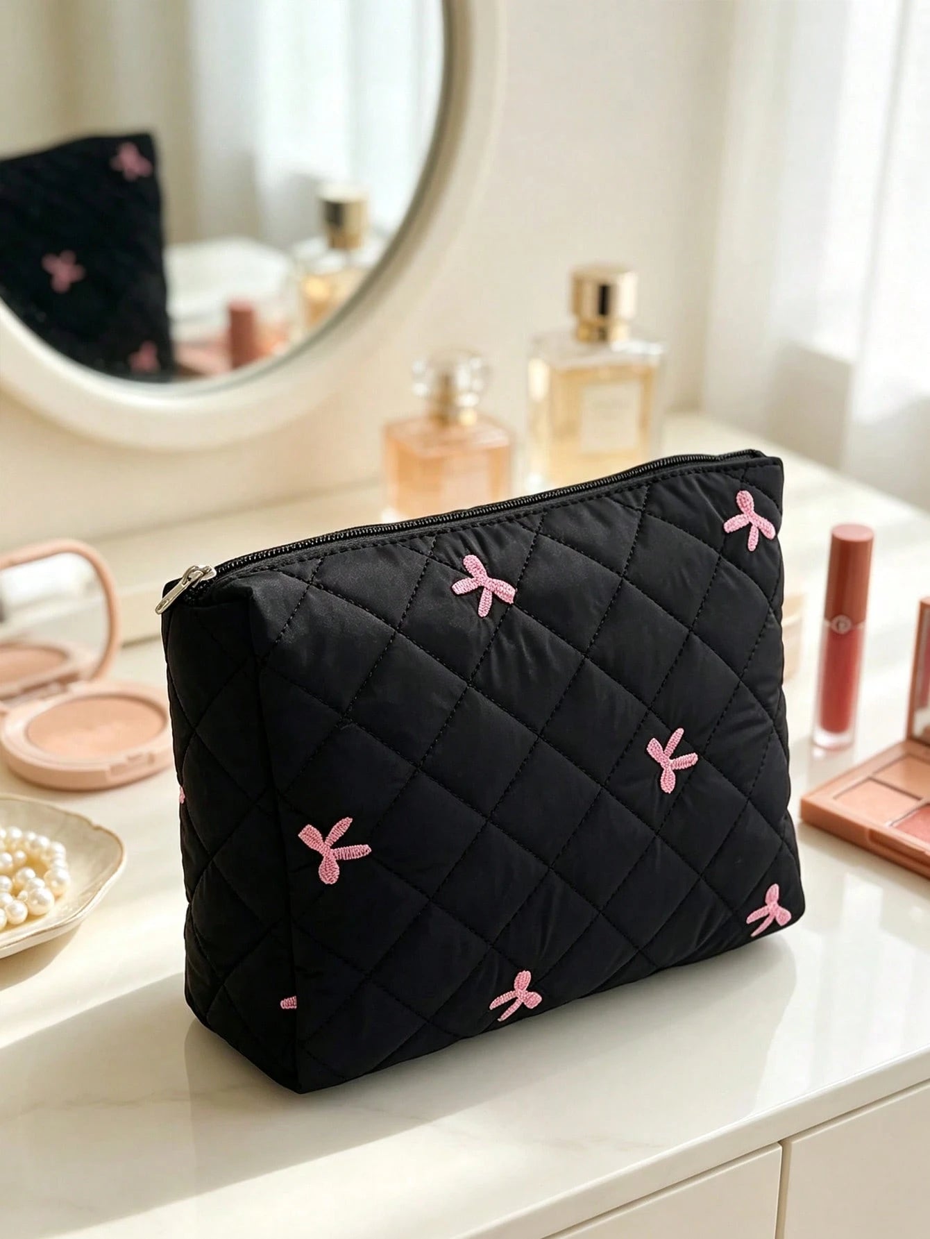 New Embroidered Bowknot Series Makeup Bag, Highly Attractive Fresh Minimalist Versatile, Quilted Grid Embroidered Bowknot Pattern Women's Cosmetic Tool Storage Bag, Daily Necessities Storage Bag, Stud