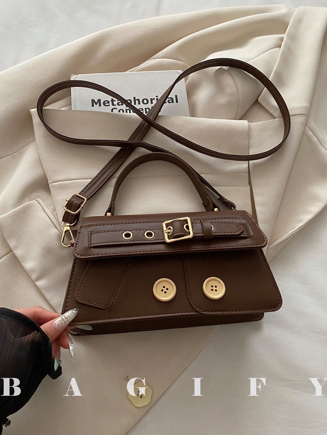 New Fashion Metal Decor Handbag Shoulder Bag, Suitable For Parties, Gatherings, Outings, Vacations, Shopping And Daily Use, Can Store Coins, Phones, Also Can Be Used As Work Bag For White-Collar, Coll