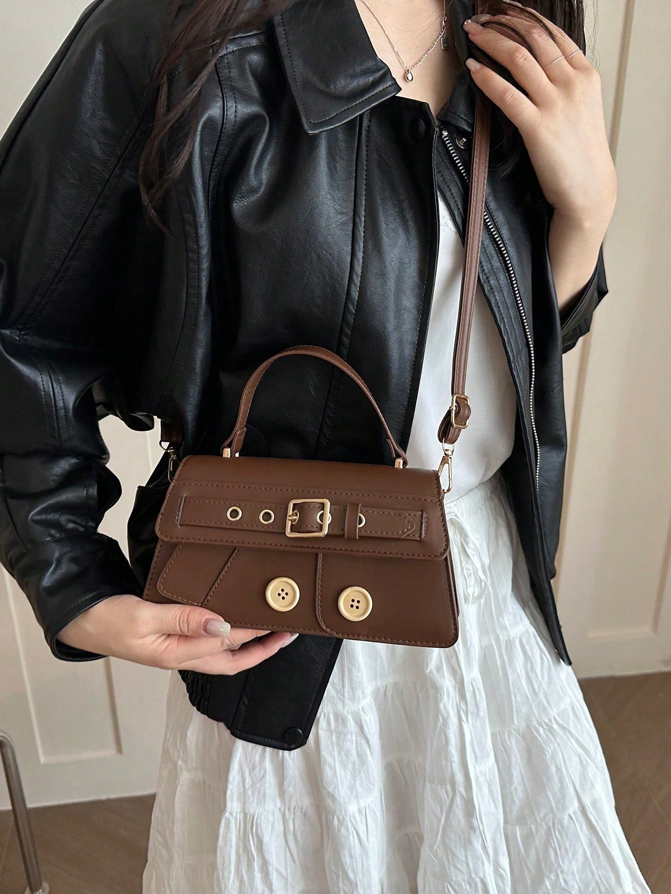 New Fashion Metal Decor Handbag Shoulder Bag, Suitable For Parties, Gatherings, Outings, Vacations, Shopping And Daily Use, Can Store Coins, Phones, Also Can Be Used As Work Bag For White-Collar, Coll