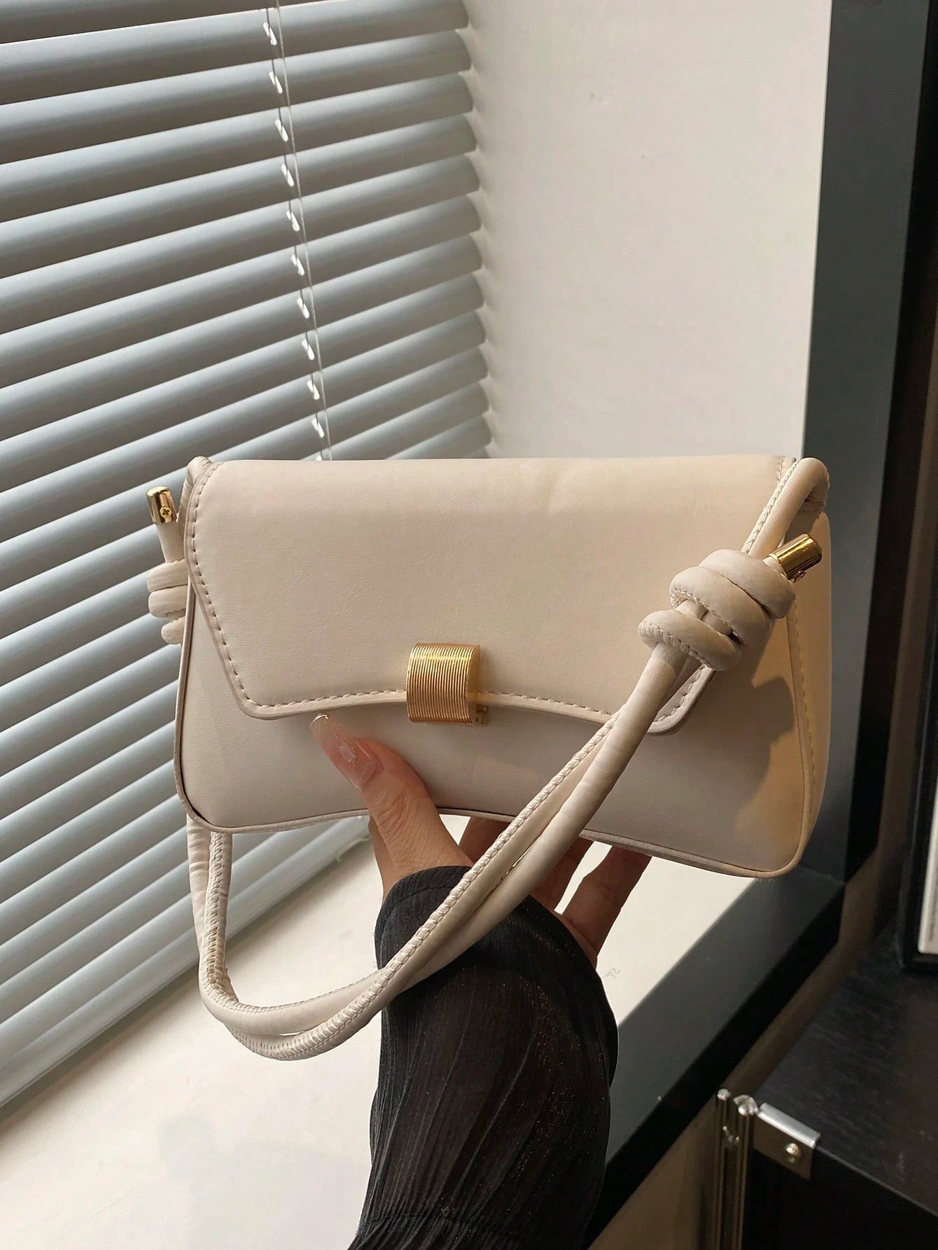 New Fashionable Casual Metal Hardware Popular Coin Purse Women's Bag, Solid Color PU Leather