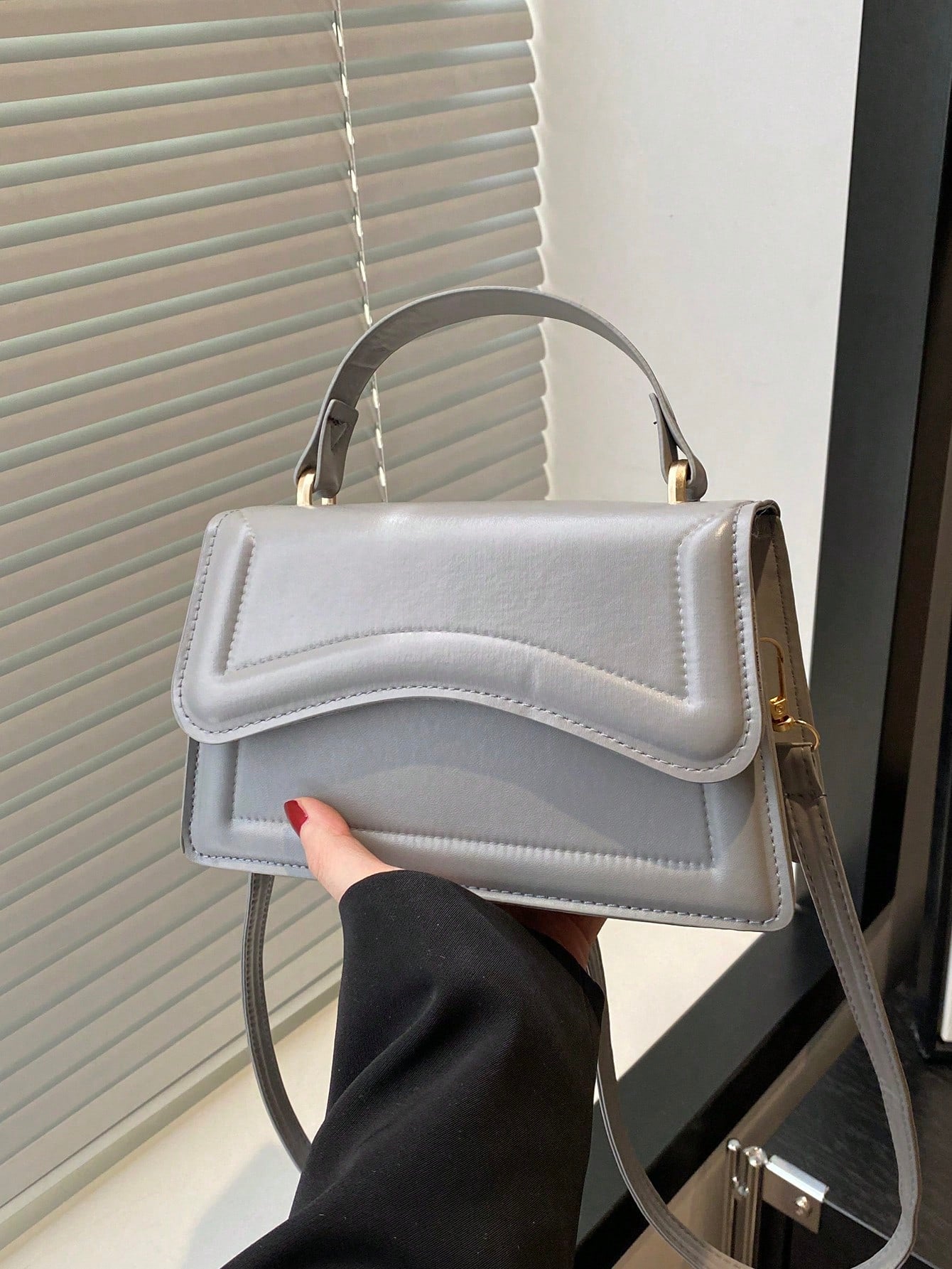New Women Solid Color PU Leather Small Square Handbag, Simple Fashion Chic Outdoor Shoulder Bag With Detachable & Adjustable Strap