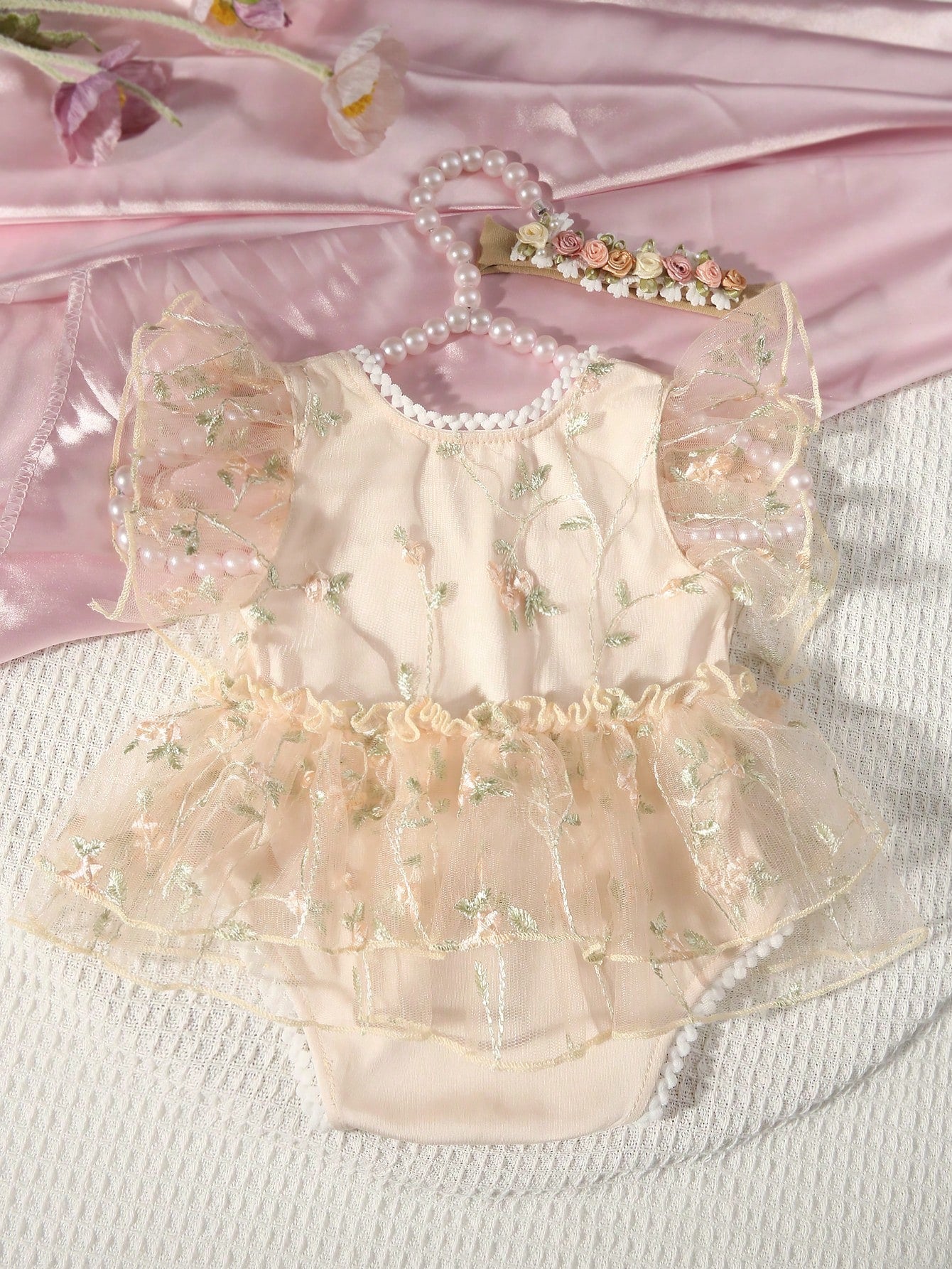 Newborn Baby Girls Floral Embroidery Lace Trim Romper & Headband Set, Baby Girl 1 Month 100 Days Photography Outfit
