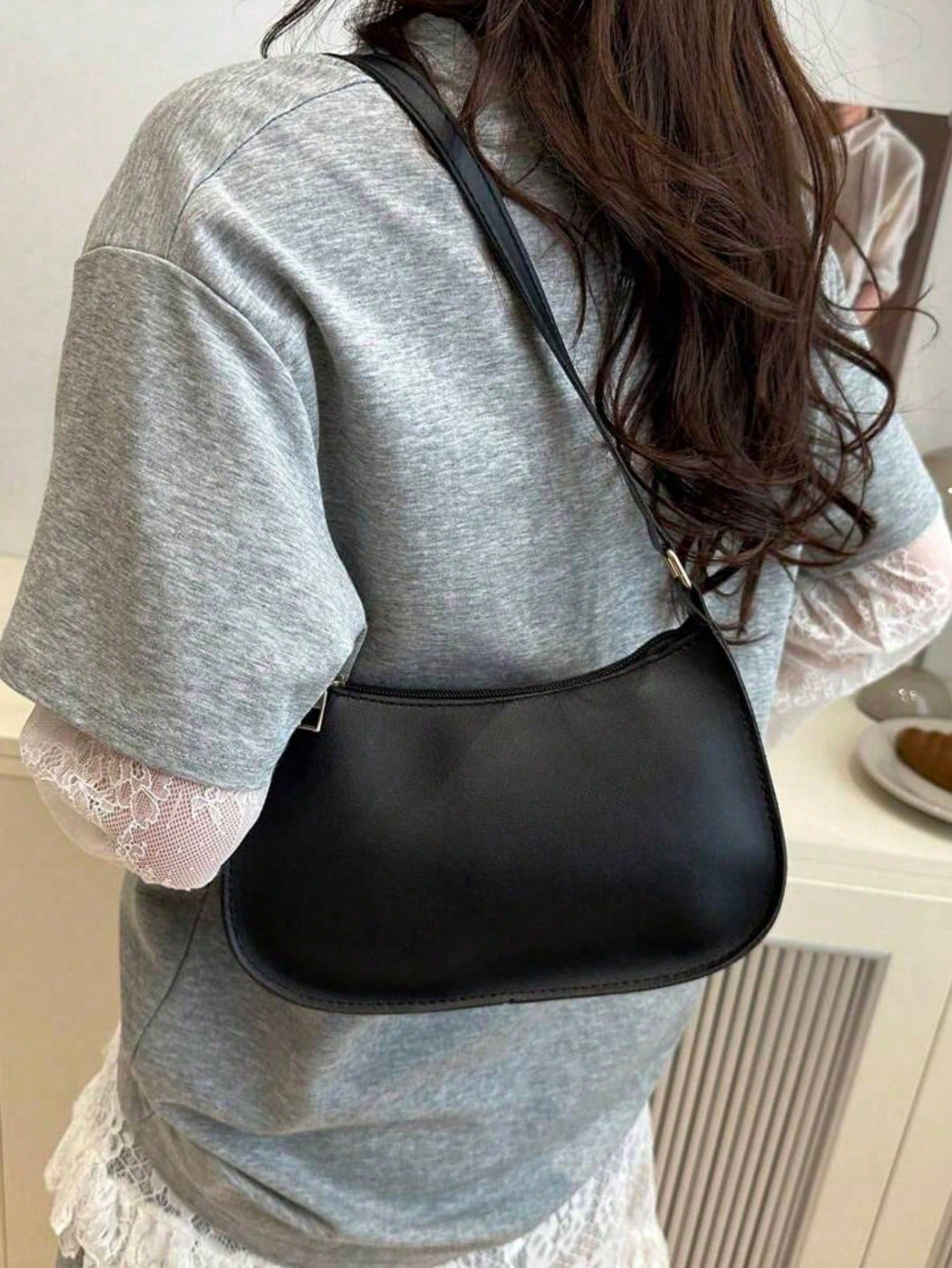 Novachic Women's Autumn Outfit, Cute Cherry Pendant Decoration, Minimalist Shoulder Underarm Bag, Zipper Closure, Vintage Style