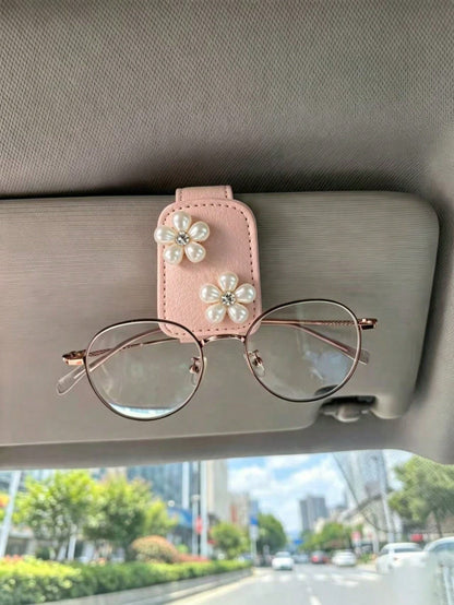 Pearl Rhinestone Flower Leather Car Fashion Glasses Clip, Car Sun Visor Fashion Glasses & Ticket Holder, Double Pearl Small Flower Car Sun Visor Glasses Clip, Lychee Grain Leather Surface Women's Car