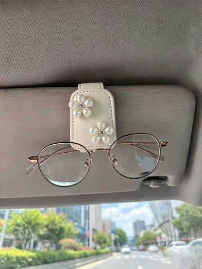 Pearl Rhinestone Flower Leather Car Fashion Glasses Clip, Car Sun Visor Fashion Glasses & Ticket Holder, Double Pearl Small Flower Car Sun Visor Glasses Clip, Lychee Grain Leather Surface Women's Car