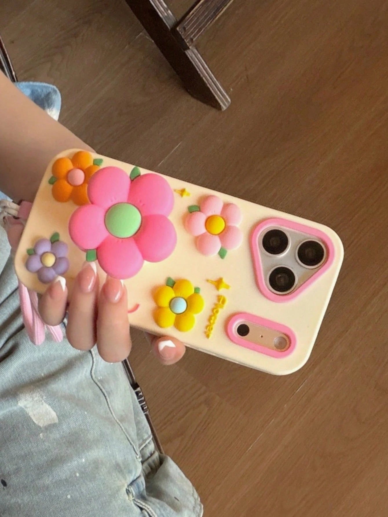 Pink Flower Expandable Phone Holder Suitable Compatible With Iphone 17 Pro Max, 17 New, 15 Creative, 14 Niche, 13 Female, 17 Pro, Silicone Shockproof Protective Case Compatible With Iphone 16 Pro Max