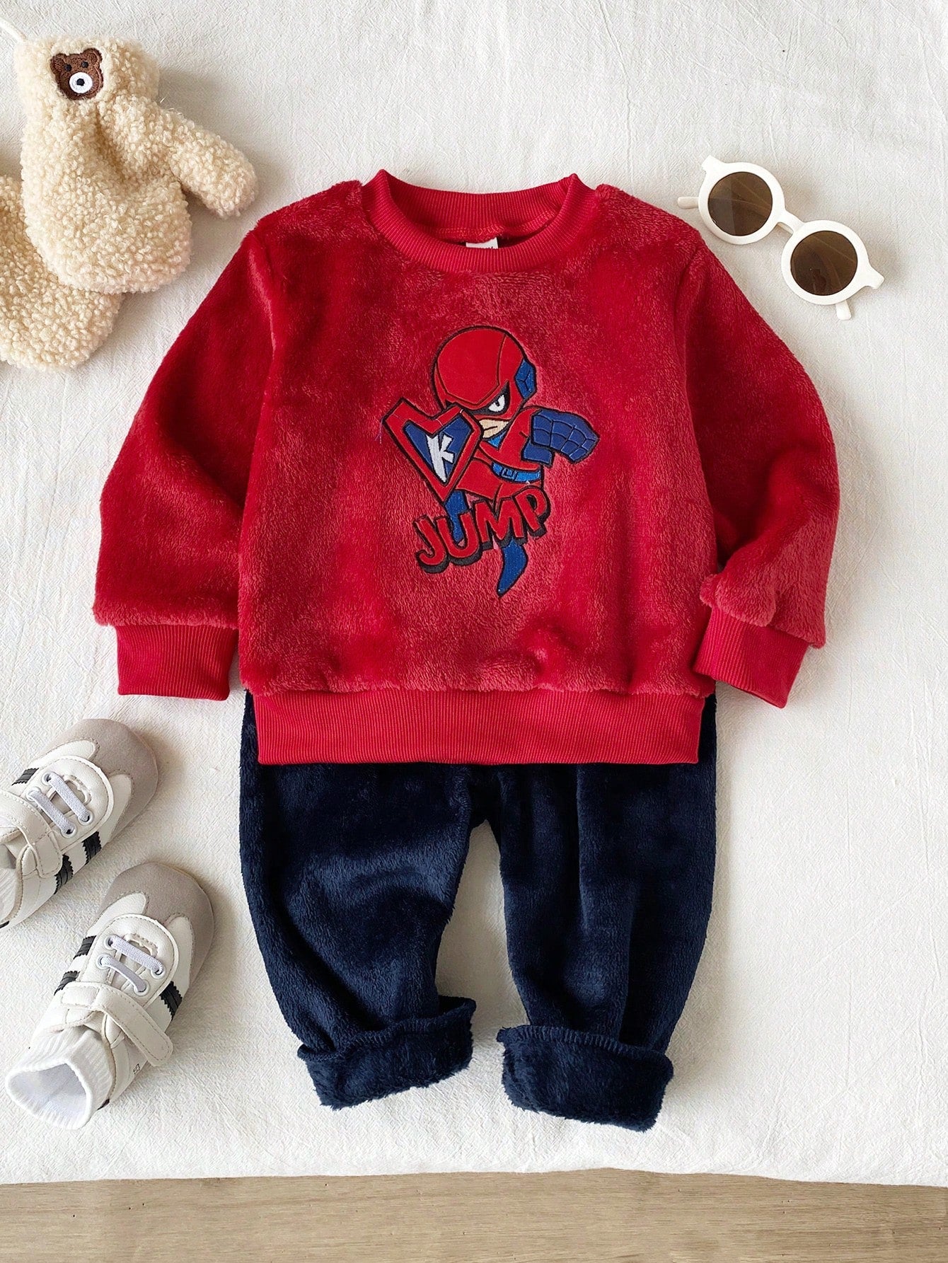 Playful Pals 2pcs/Set Baby Boy Autumn/Winter Fleece Fabric Cartoon Embroidered Pattern Crew Neck Long Sleeve Solid Color Long Pants, Minimalist Style Suitable For Outings, Casual, Daily Sports