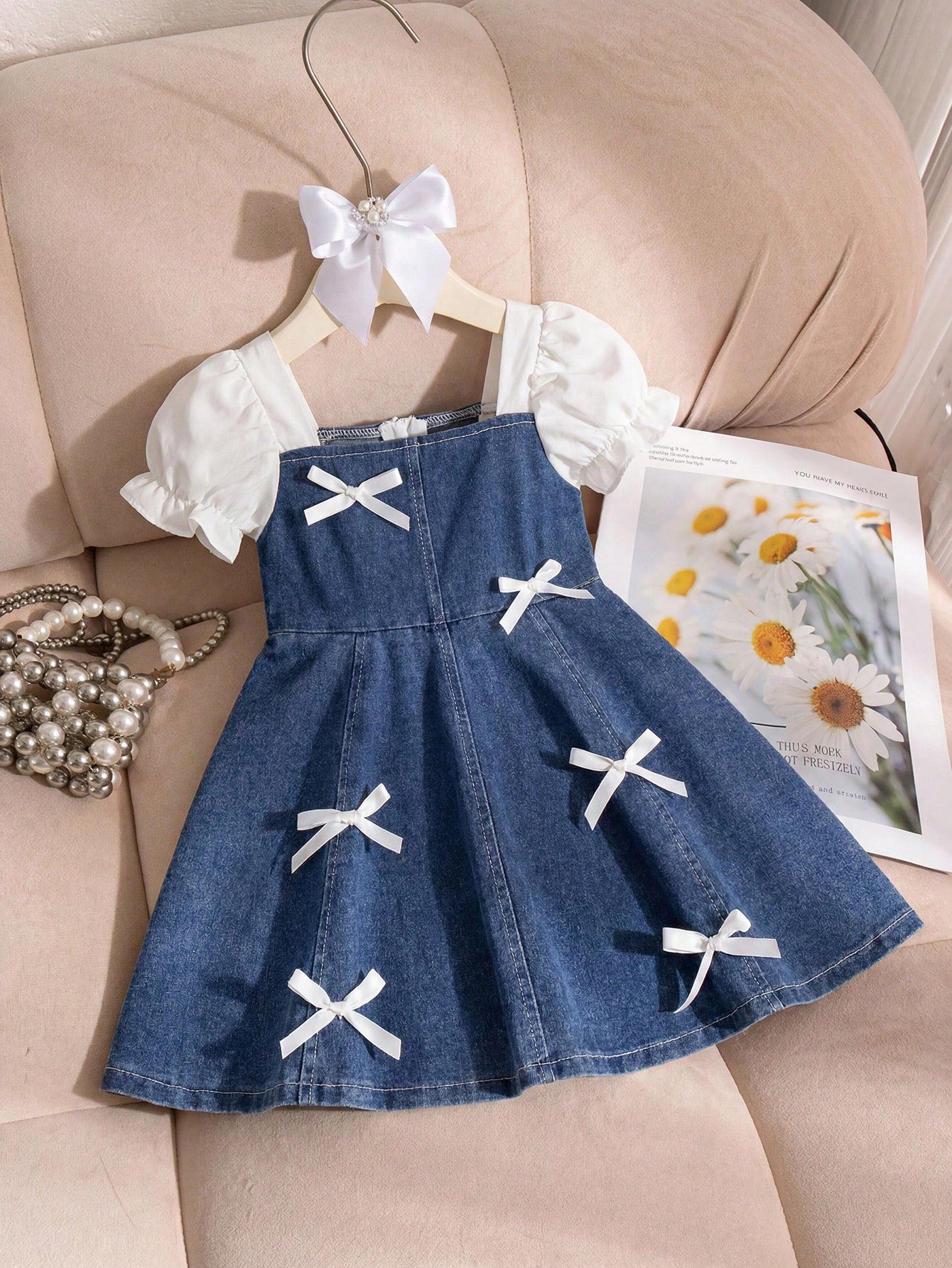 Playful Pals Baby Girl Heart Print Square Neck White Woven Fabric Short Sleeve Puff Sleeve Denim Waist Dress With White Big Bow Decoration A-Line Skirt Dress, Cute Playful Casual Fashion Commute