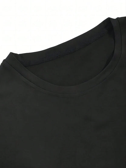 Plus Size Casual Round Neck Short Sleeve T-Shirt With Rhinestone Queen Design Regular Length