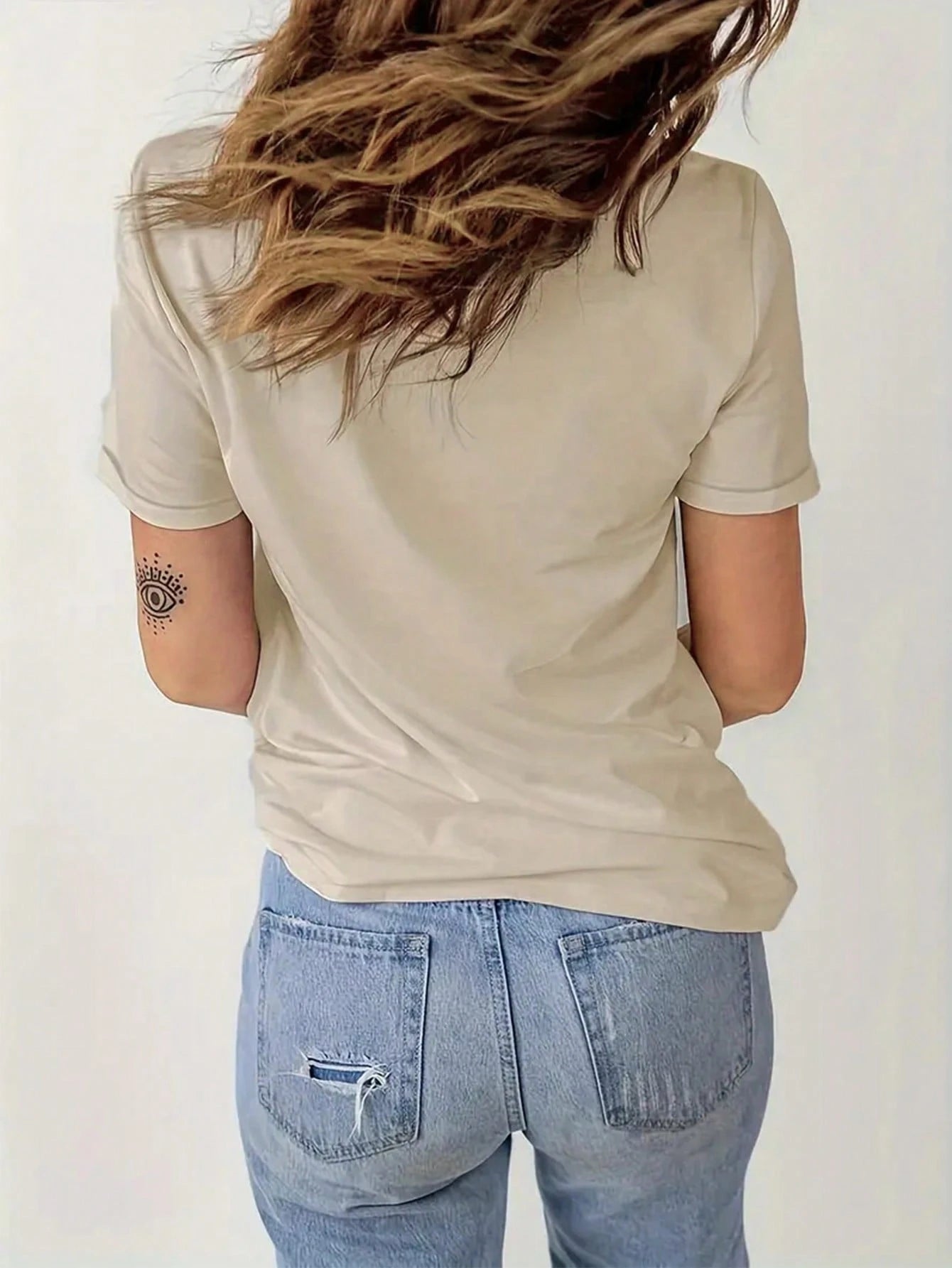 Plus Size Round Neck Slogan & Figure Printed Short Sleeve T-Shirt Casual Summer