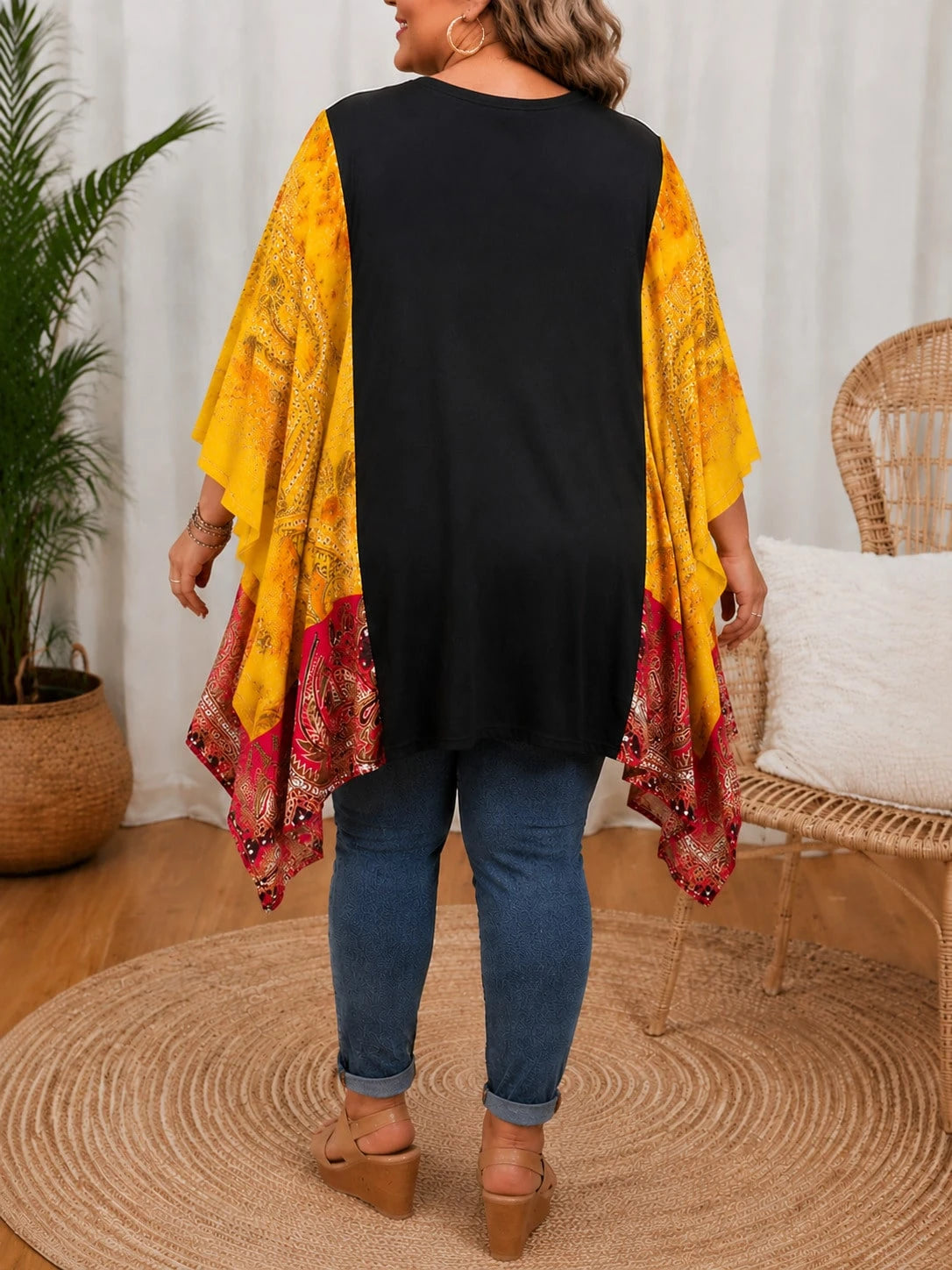 Plus Size Women Halloween Printed Oversized T-Shirt, Ghost Pumpkin Cat Bat Pattern Spliced Paisley V Neck 3/4 Flare Sleeve Loose Summer Casual Top