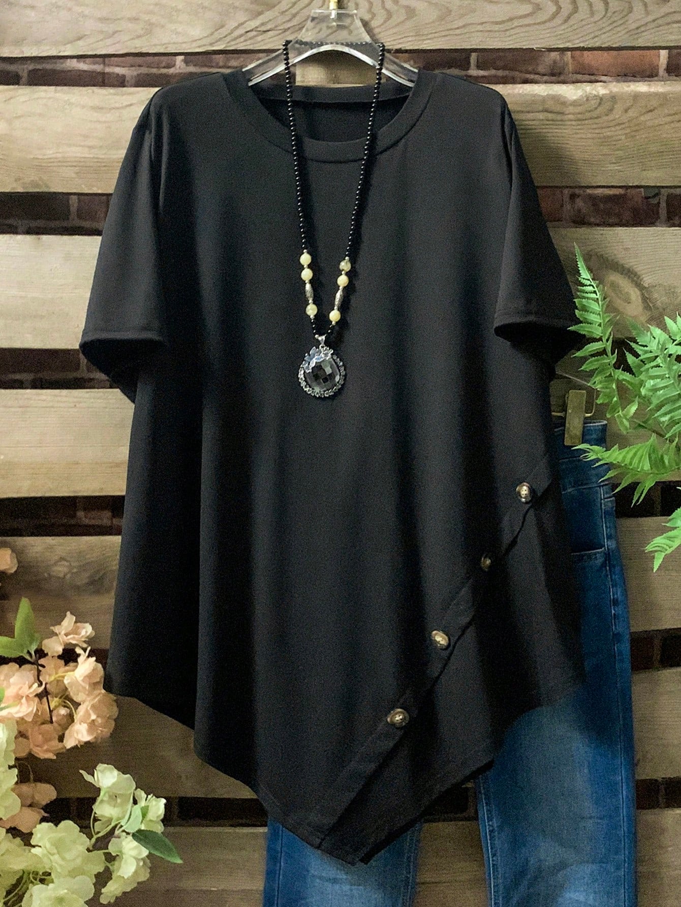 Plus Size Women's Solid Color Round Neck Short Sleeve Button Design Casual T-Shirt