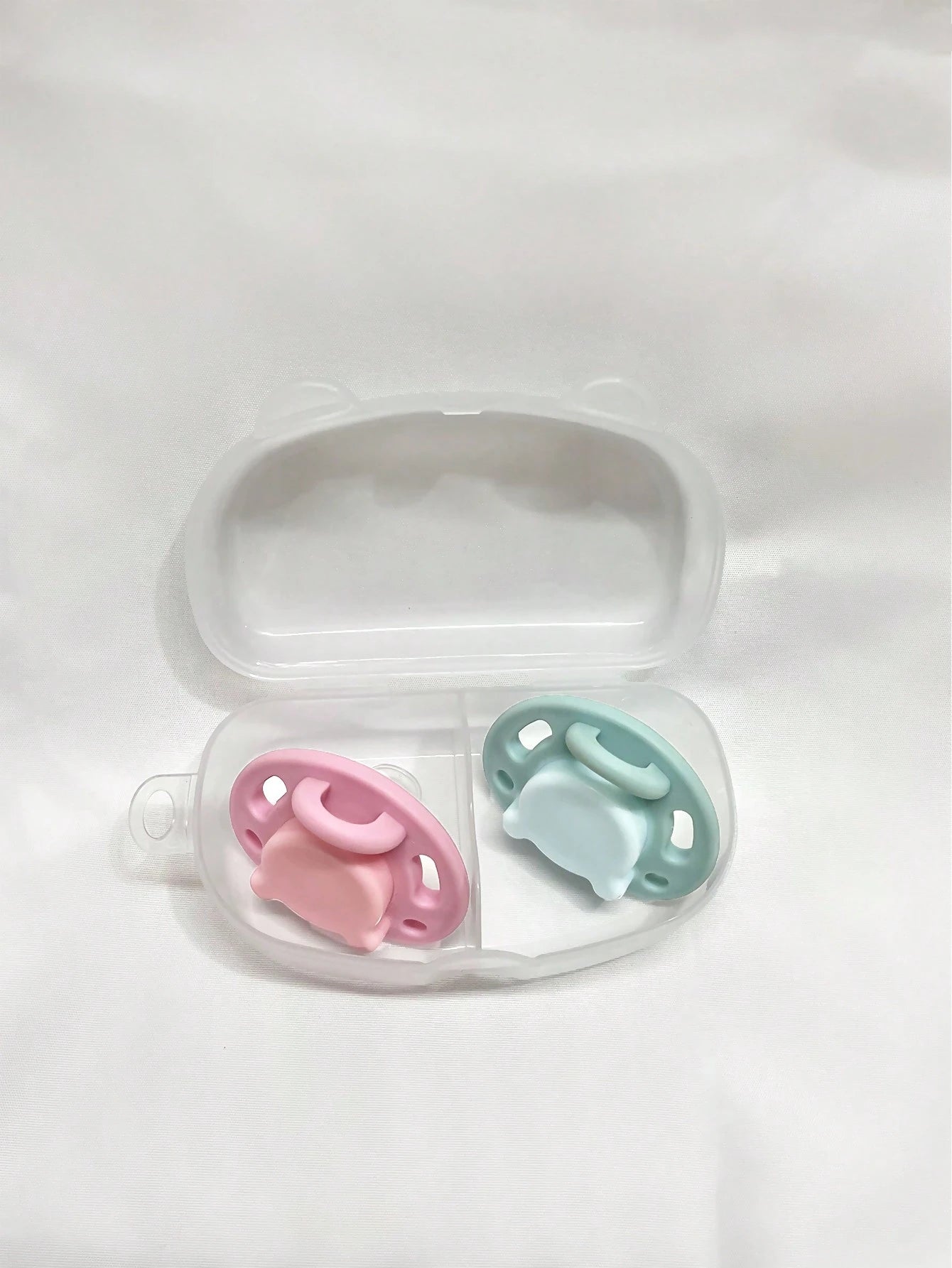 Portable Baby Pacifier Storage Box, Holds 2 Replacement Pacifiers, Baby Pacifier Storage Case, Travel Pacifier Box
